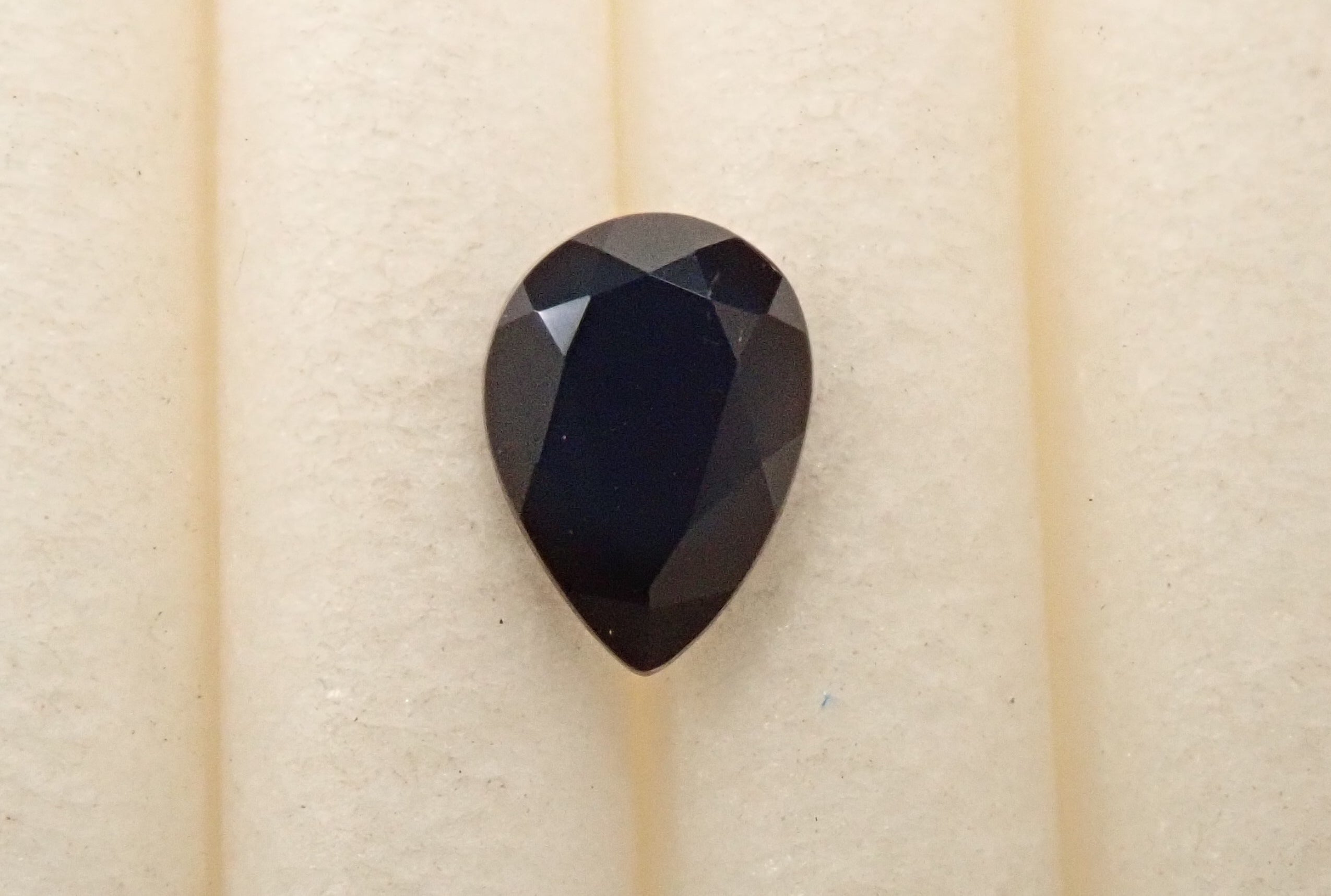 [12562255 listed] American Neptunite 0.162ct Loose Gemstone