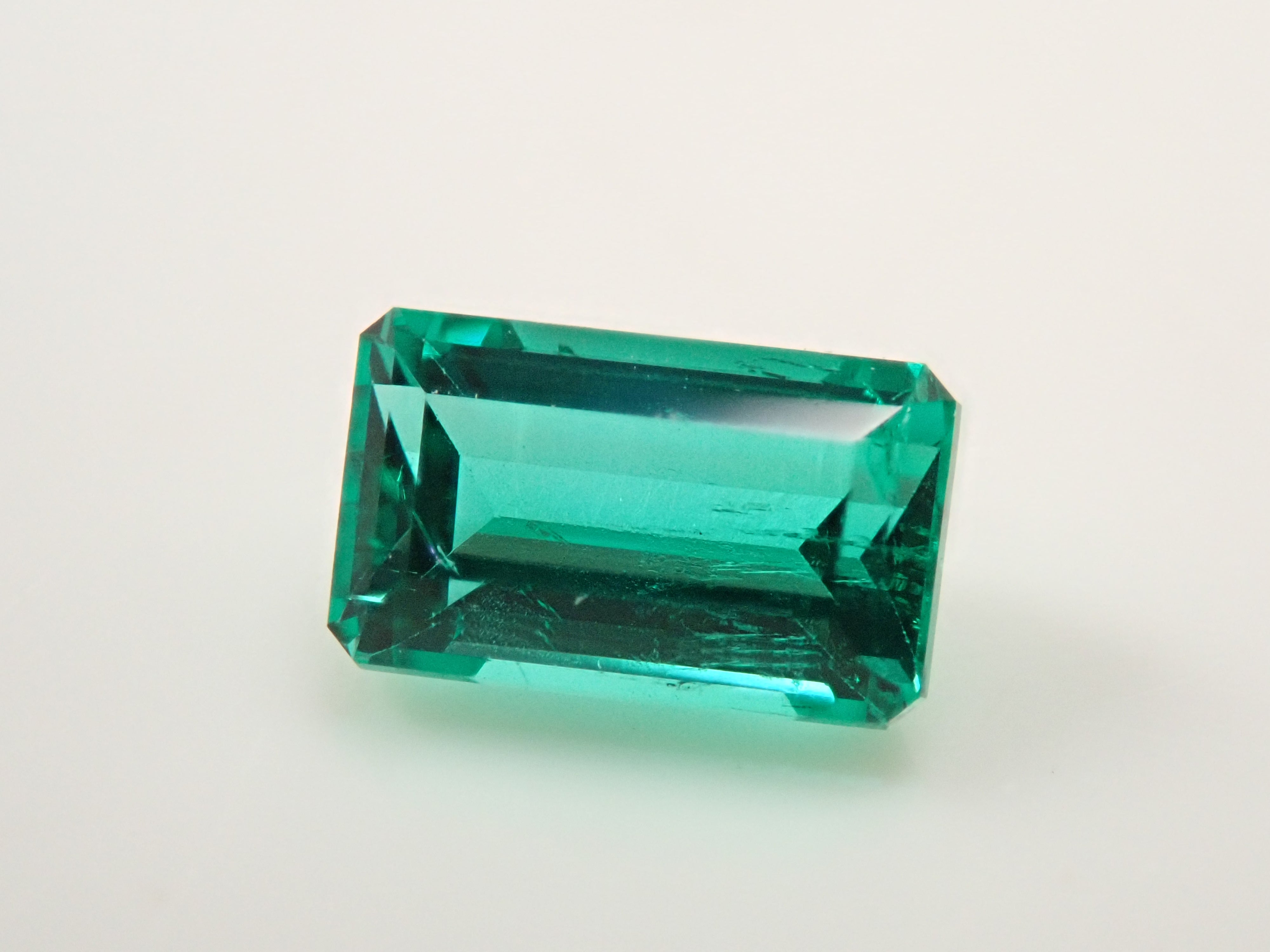 コロンビア産ノンオイルエメラルド 0.350ctルース