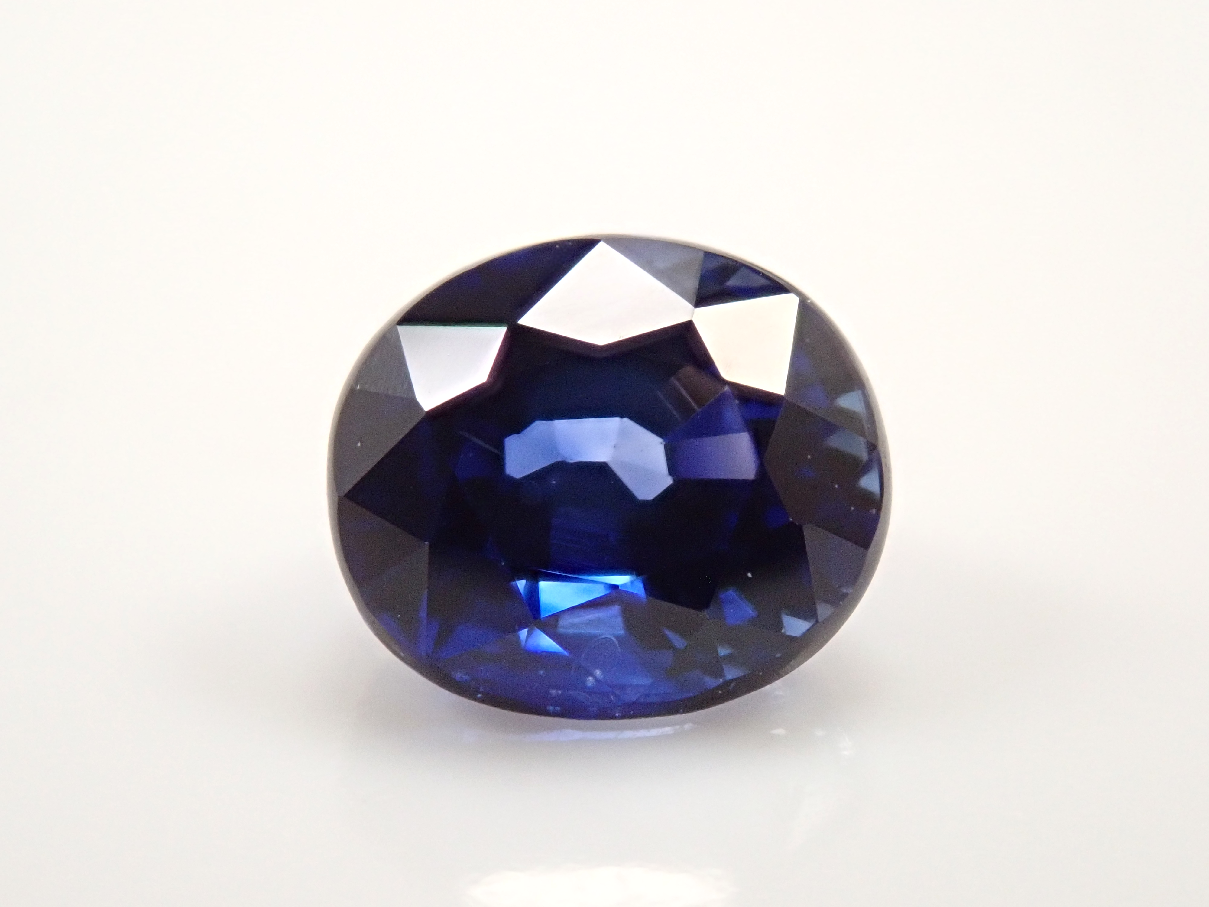 【#202607 Akihabara Pop-up, Currently Out of Office】【12563057 Listed】Sri Lankan Royal Blue Sapphire 1.060ct Loose Stone