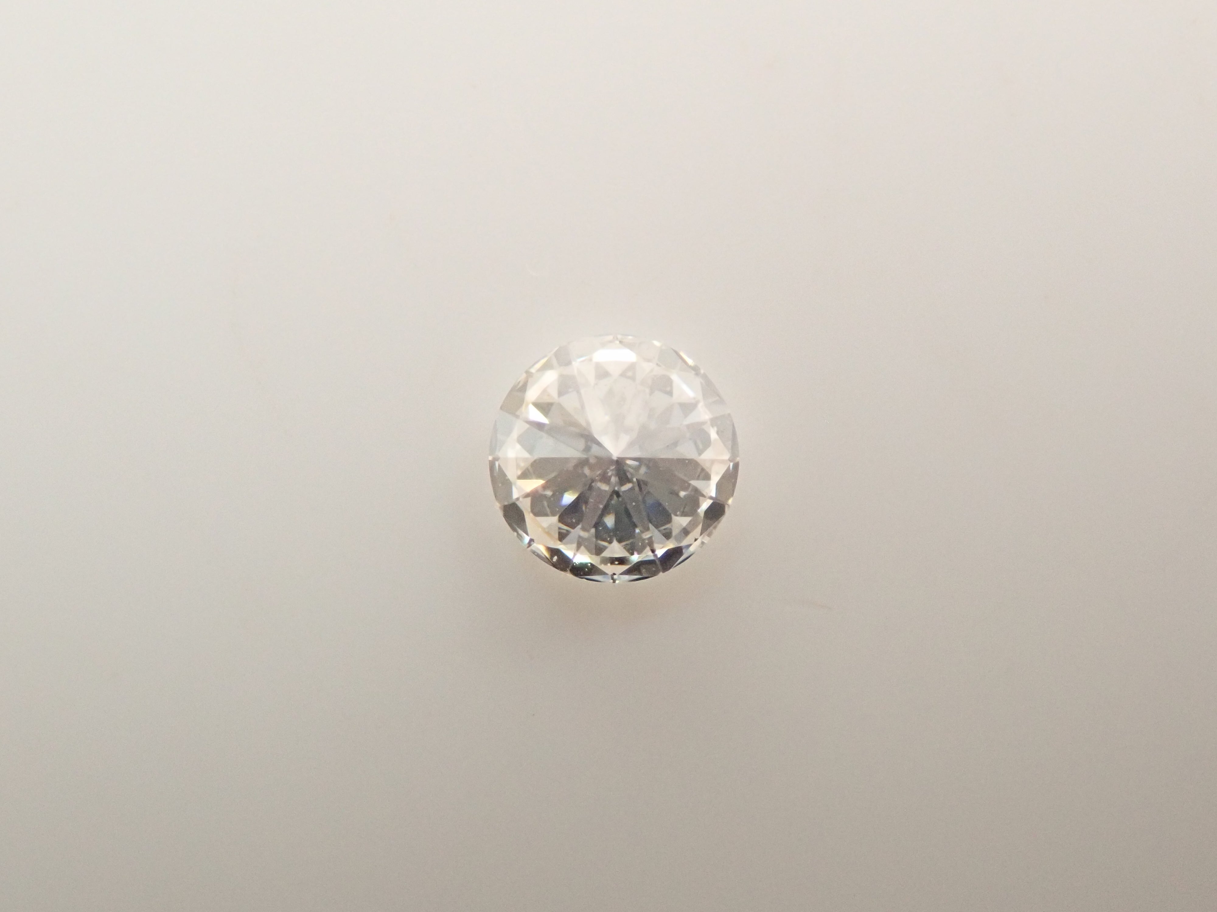 ダイヤモンド 3.3mm/0.134ctルース(I, VVS-2, Excellent H&C)