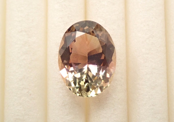 即購入可能　カラマリ ブラジル産バイカラートルマリン 1.032ctルース