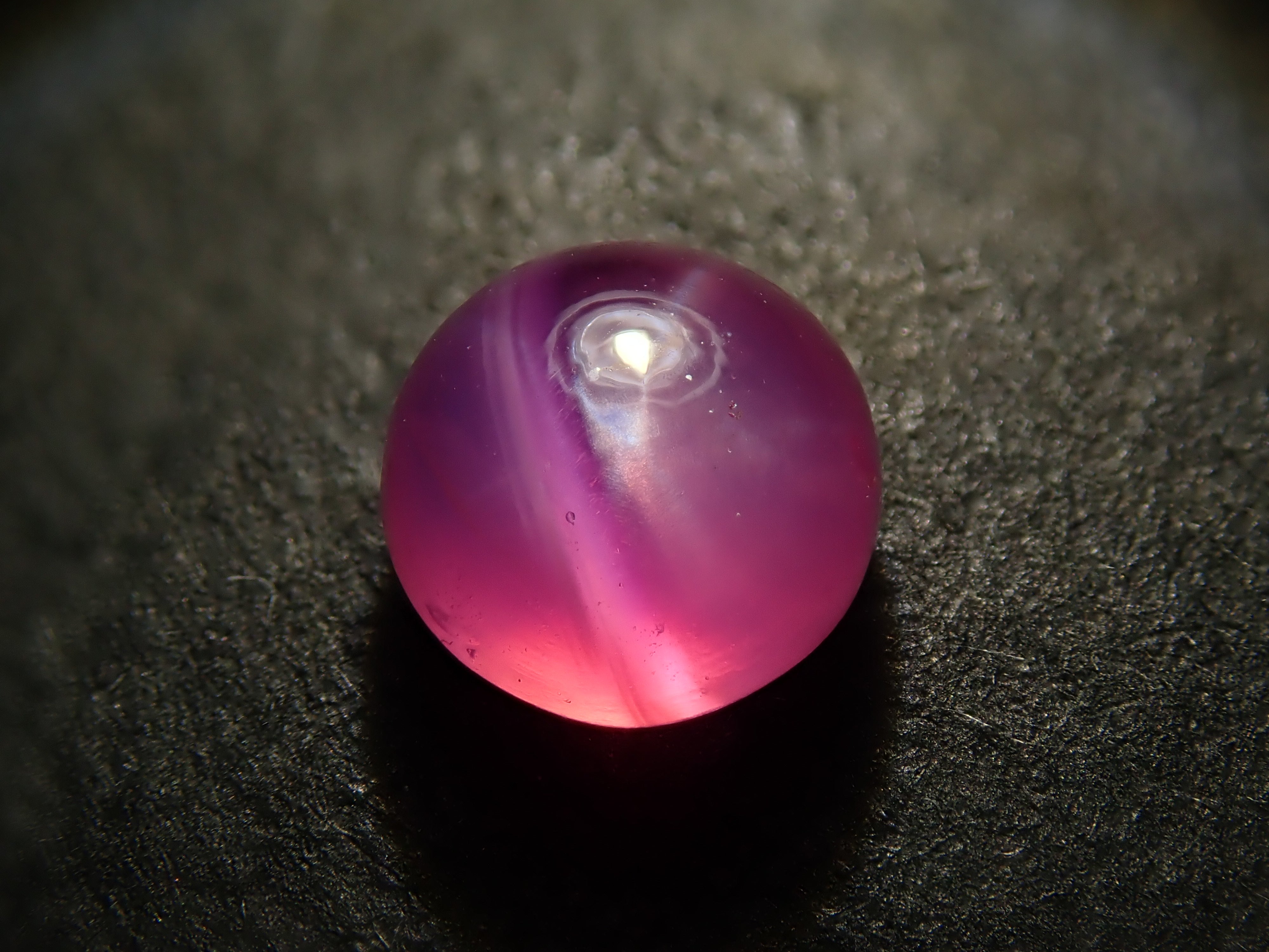 スリランカ産スタールビー 1.062ctルース 鑑別書