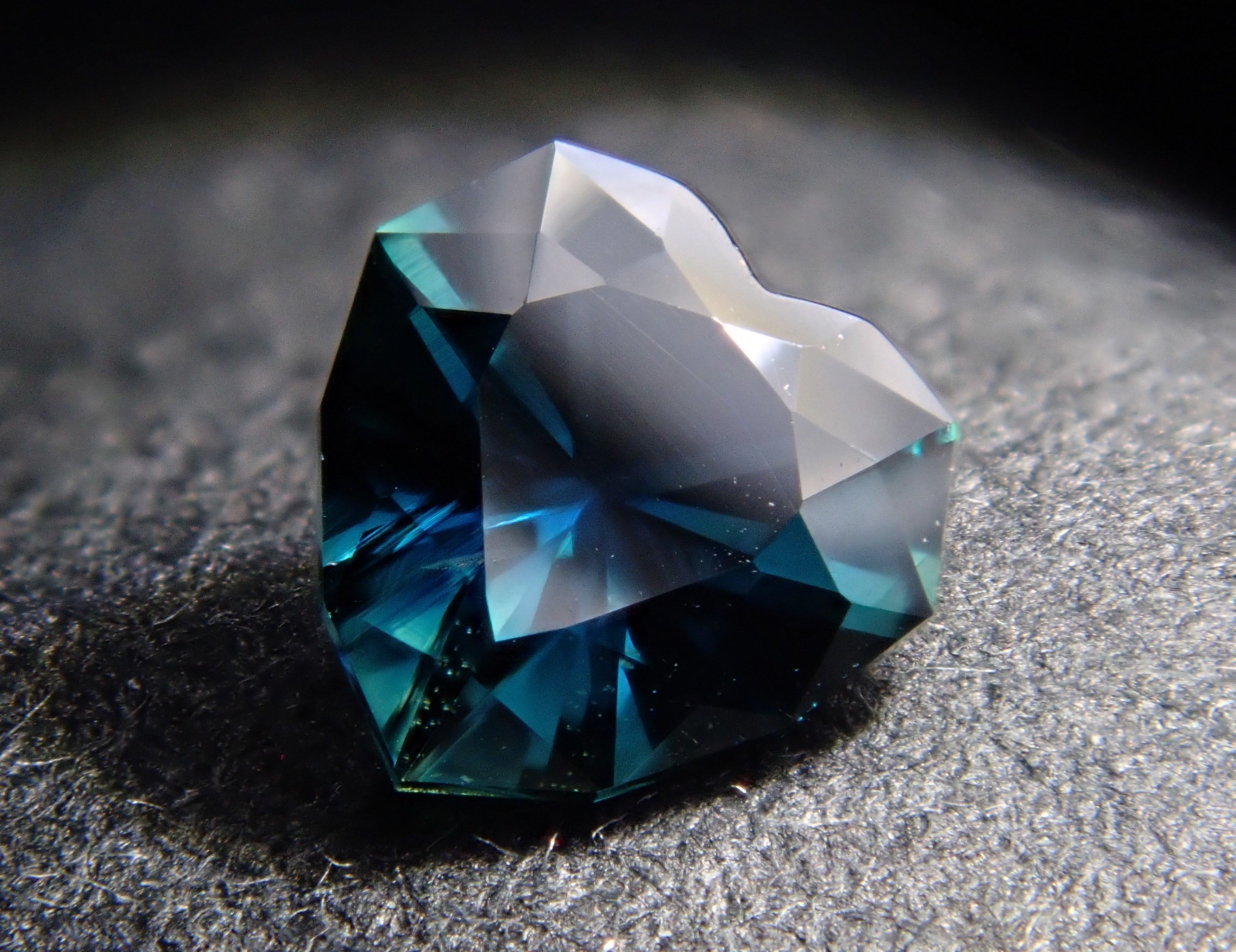 Teal blue sapphire 0.245ct loose stone