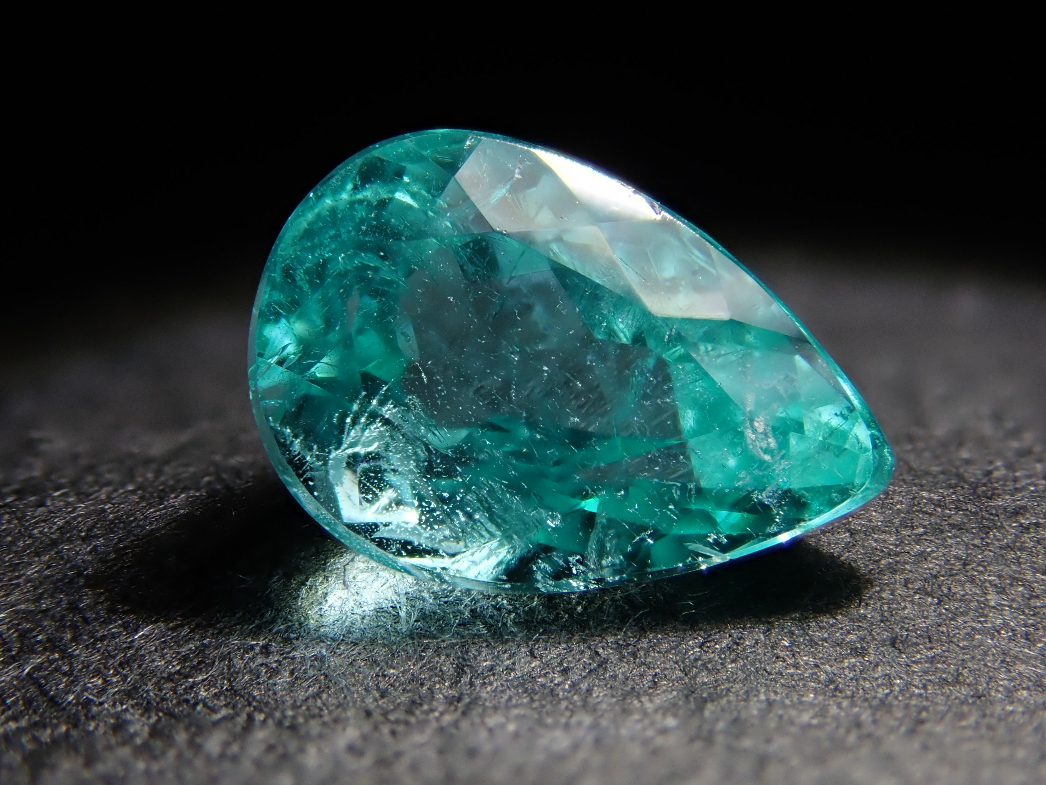 [12553796] Brazilian Paraiba Tourmaline 0.770ct Loose Stone