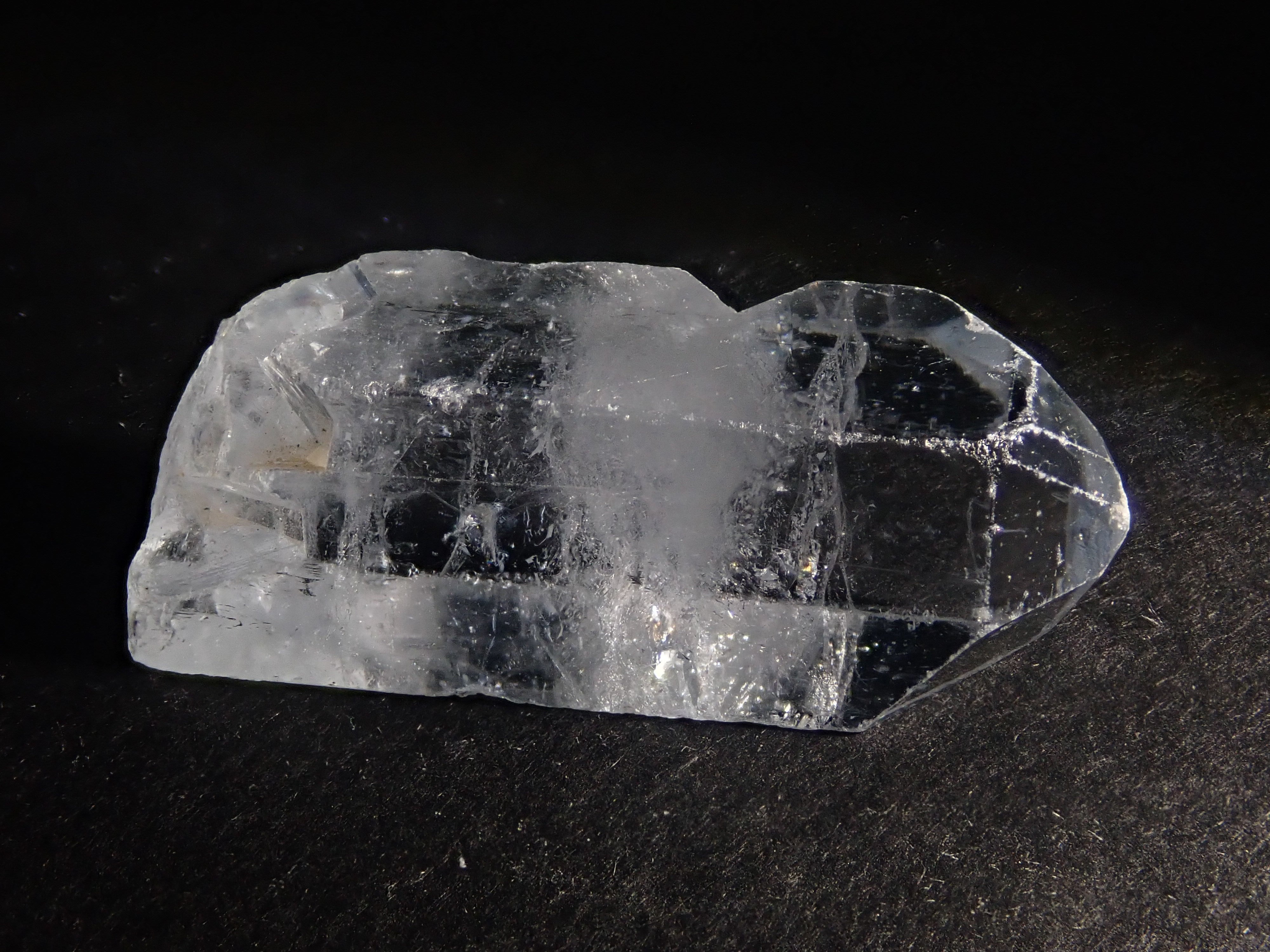 1 stone of celestite rough stone (discount available for multiple purchases) [Also for rough polishing]