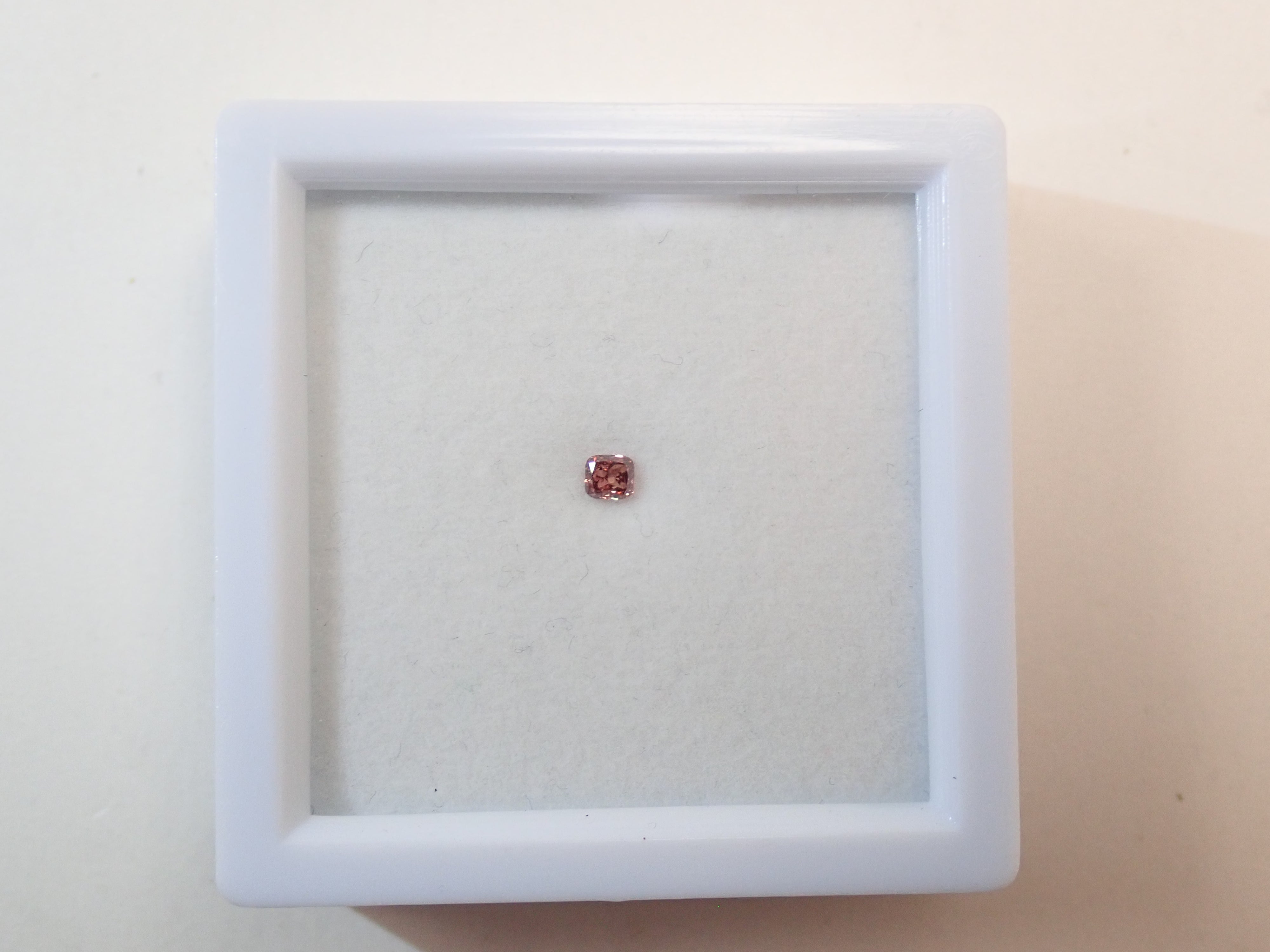 [On sale May 23rd at 10 PM] "Limited 9 Stones - Shinjuku Pop-Up Celebration" All stones with Central Gem Laboratory sorting (3.0-3.5mm, VS-SI clarity) "Multiple purchase discount available"