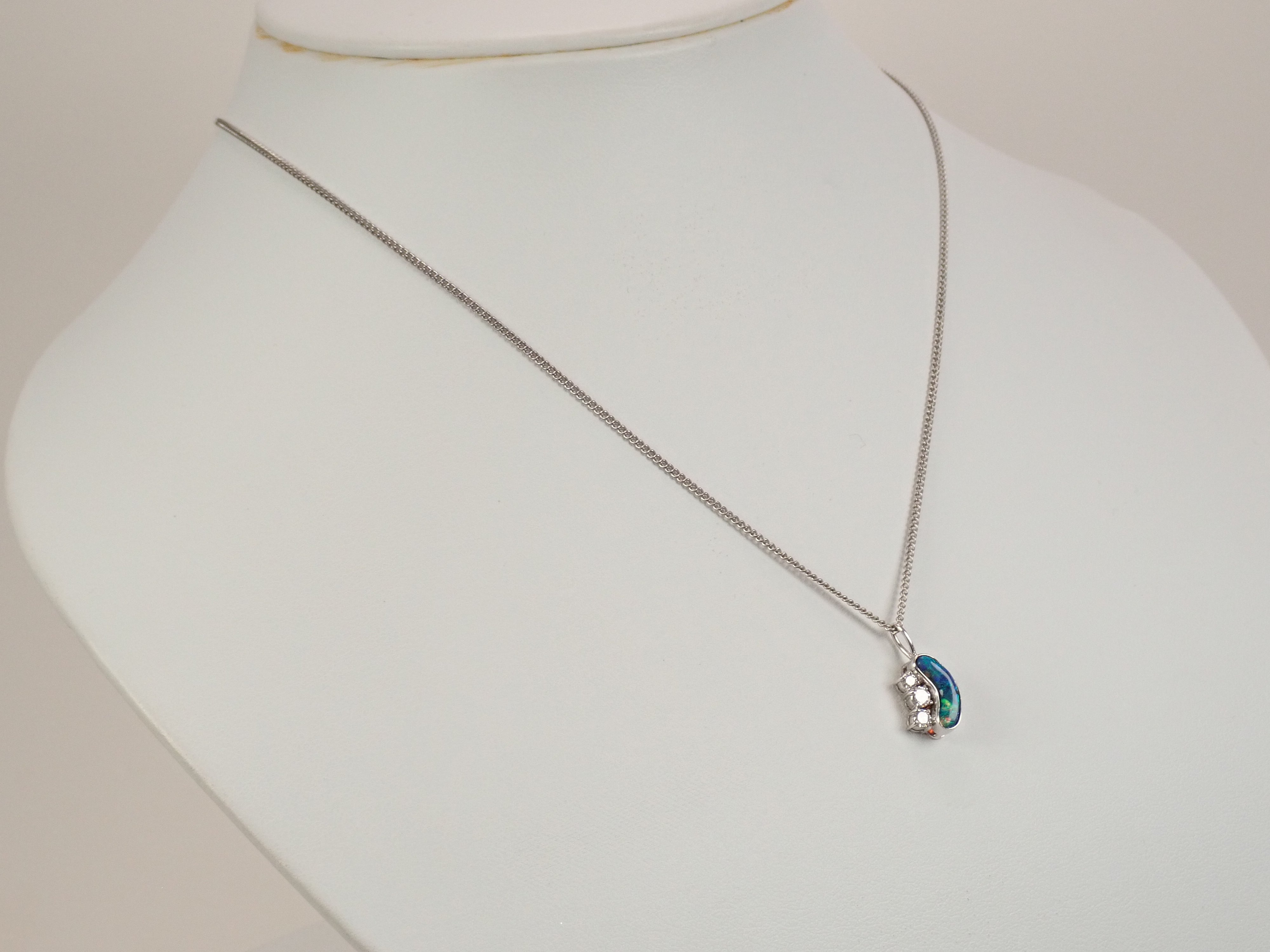Pt900 ブラックオパール 0.58ct ペンダントトップ（ネックレストップ