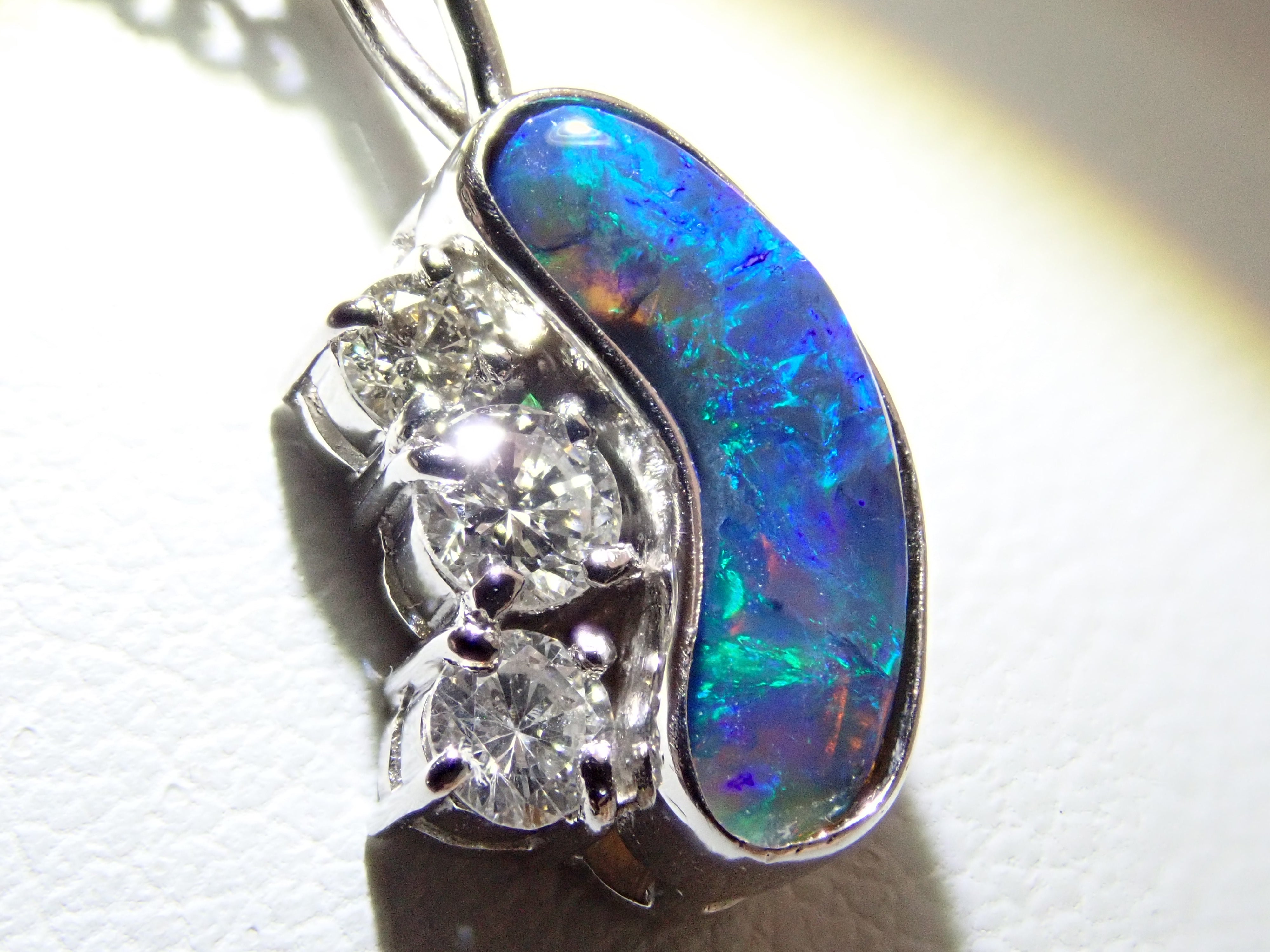 Pt900 Black Opal 0.58ct Pendant Top with Appraisal Report