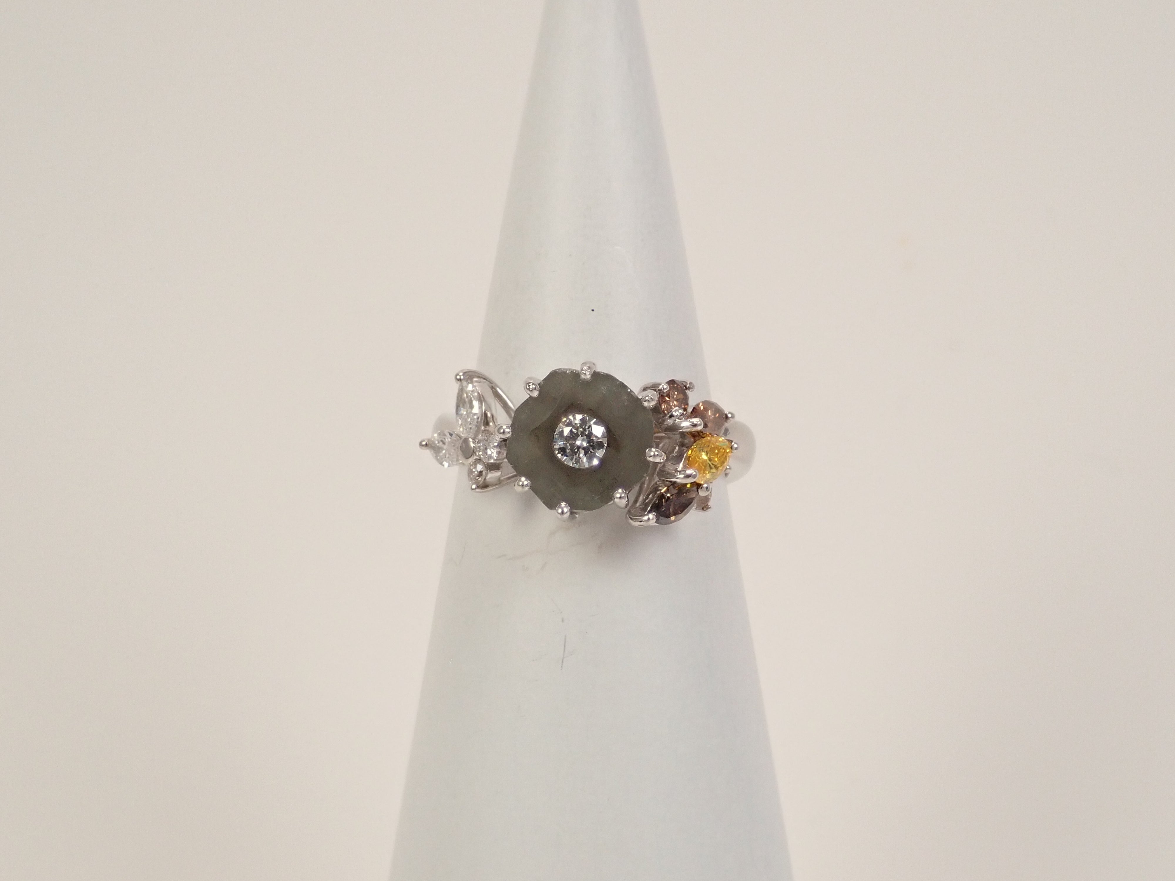 [Listed as 22602663] [Calafuri] Pt900 Diamond 2.733ct Ring