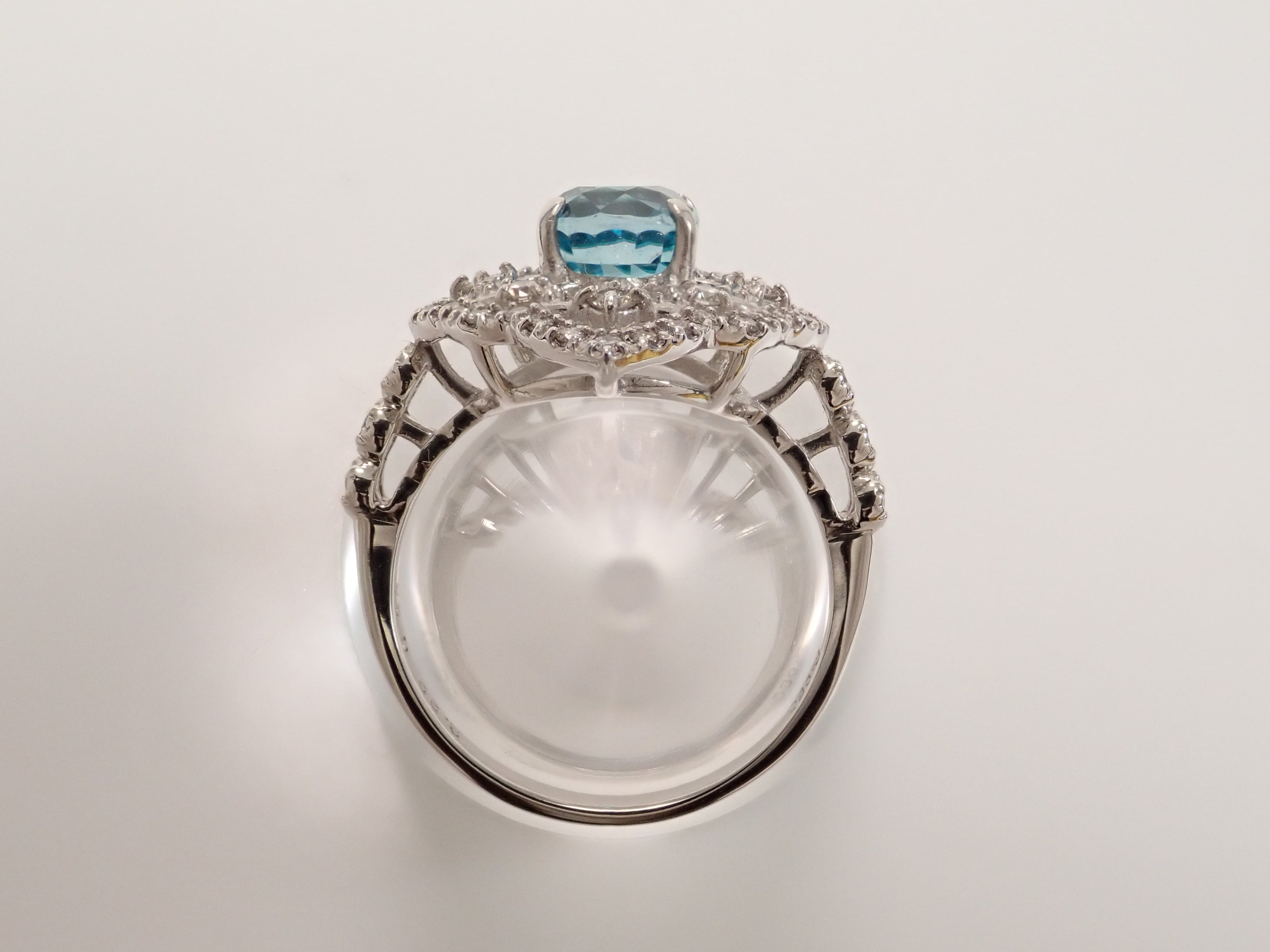 [Listed as 22602664] Pt900 Blue Zircon (Ratanakiri Blue) 2.22ct Ring