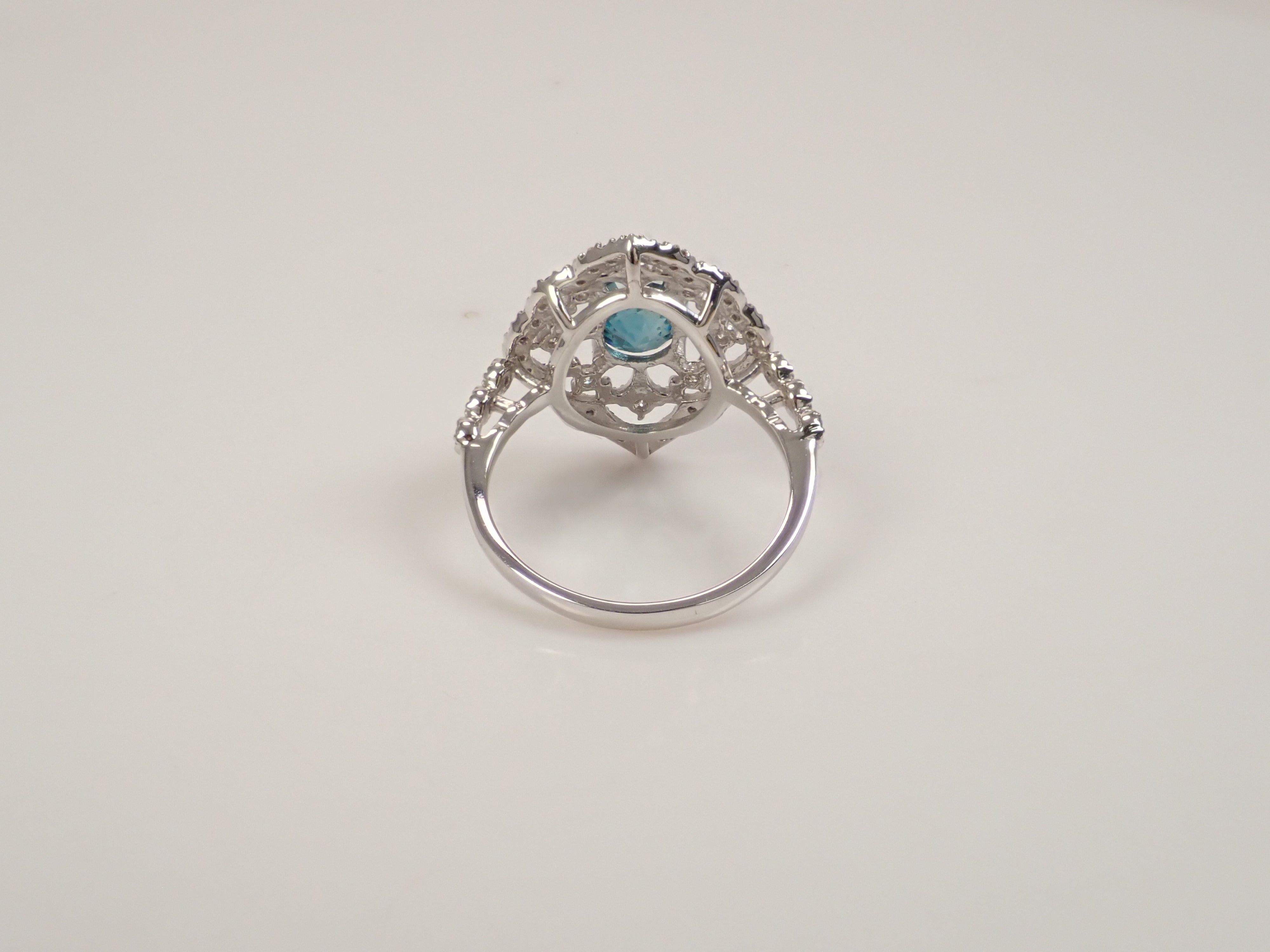 [Listed as 22602664] Pt900 Blue Zircon (Ratanakiri Blue) 2.22ct Ring
