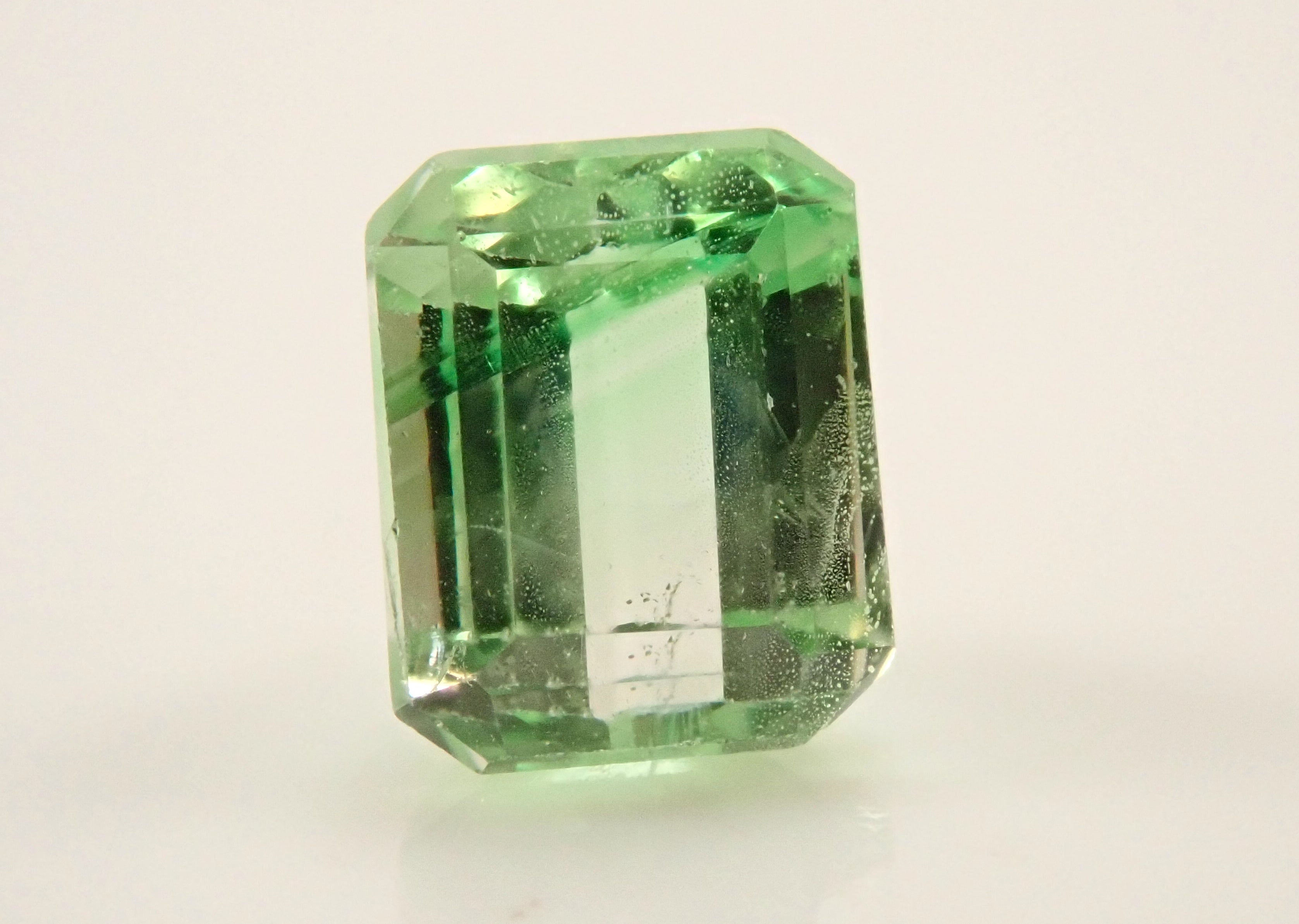 [Listed as 12563456] Bi-Color Grossular Garnet from Tanzania, 0.586ct Loose