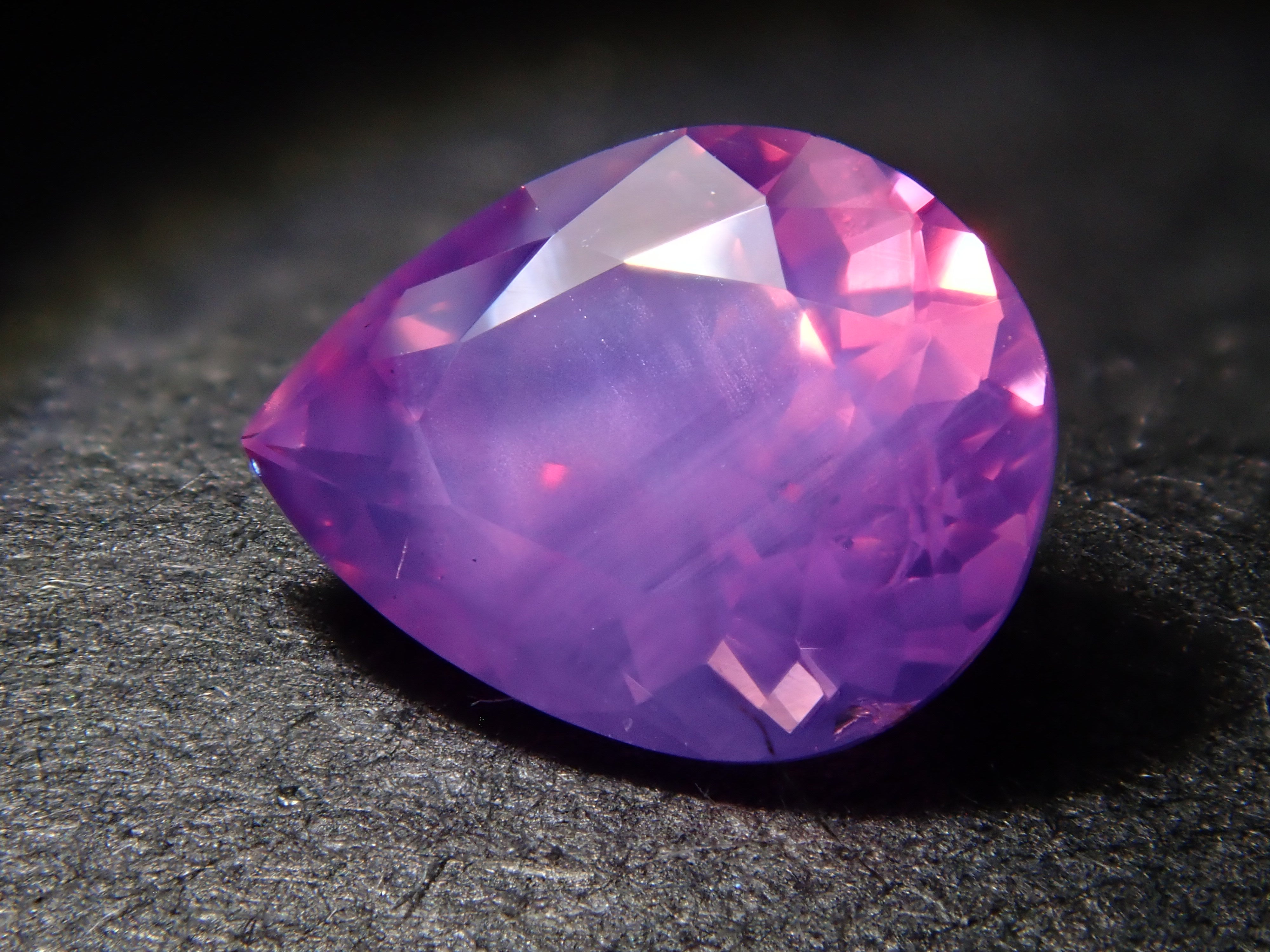 [Listed on 12563726] Sri Lankan Purple Sapphire 0.661ct Loose Stone
