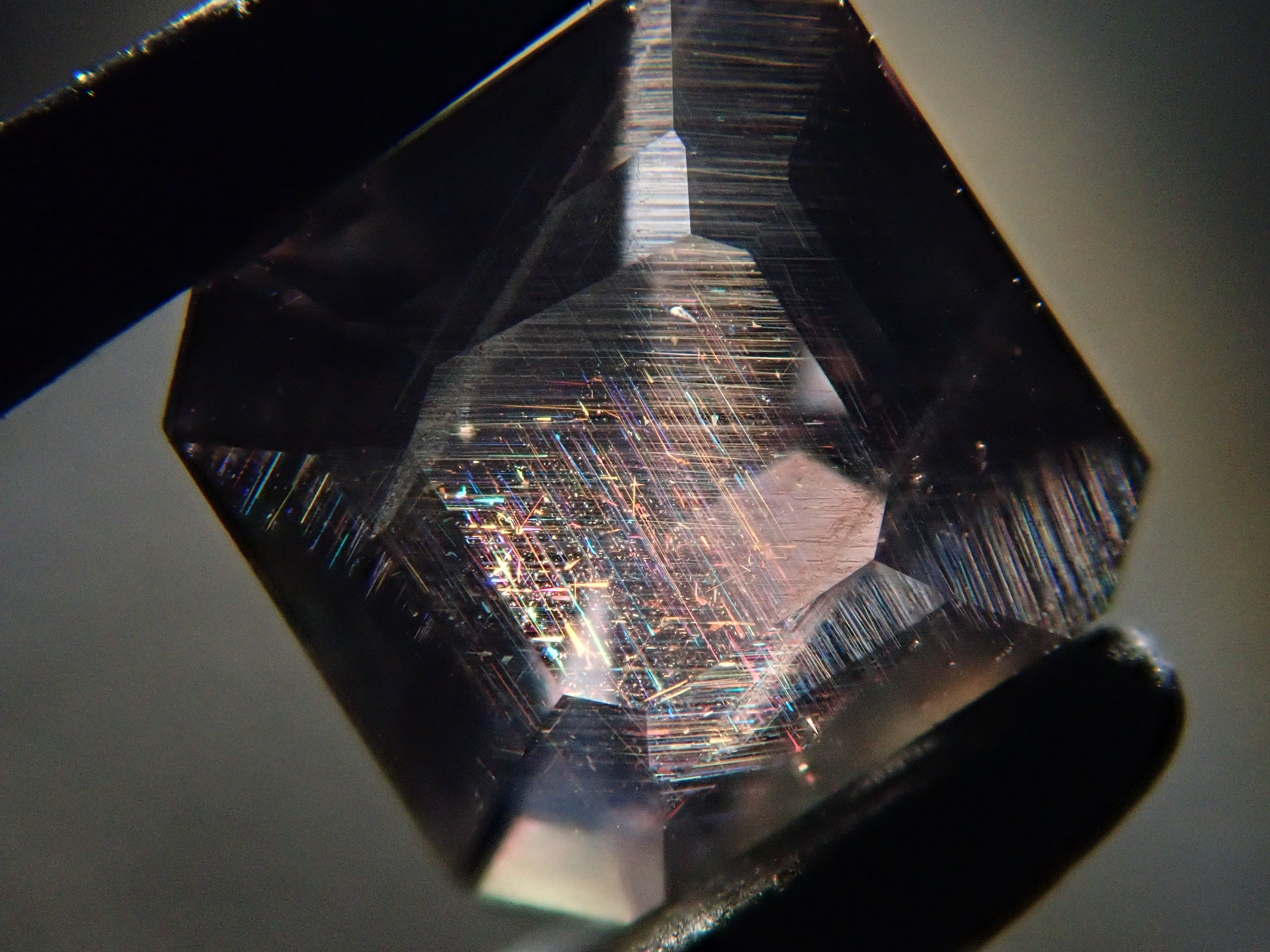 画材 Sapphire Genuine Coarse Listing 12563752] Tanzania Color Change Windsor Sapphire 0.621ct