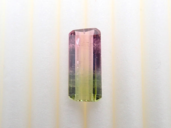 ブラジル産バイカラートルマリン 1.140ctルース