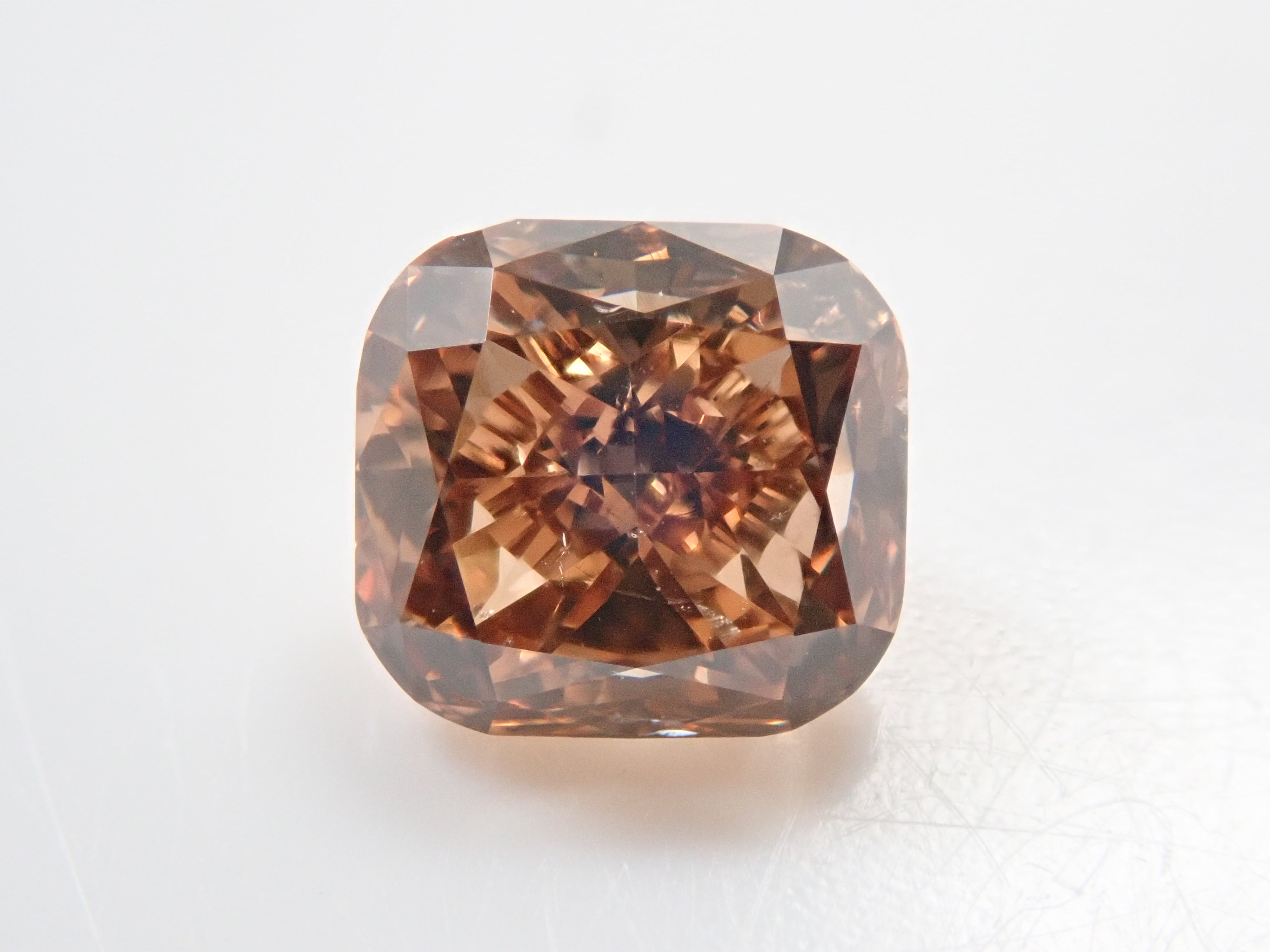 【7/18 22時販売】ブラウンダイヤモンド 0.728ctルース(FANCY DARK BROWN, SI2)