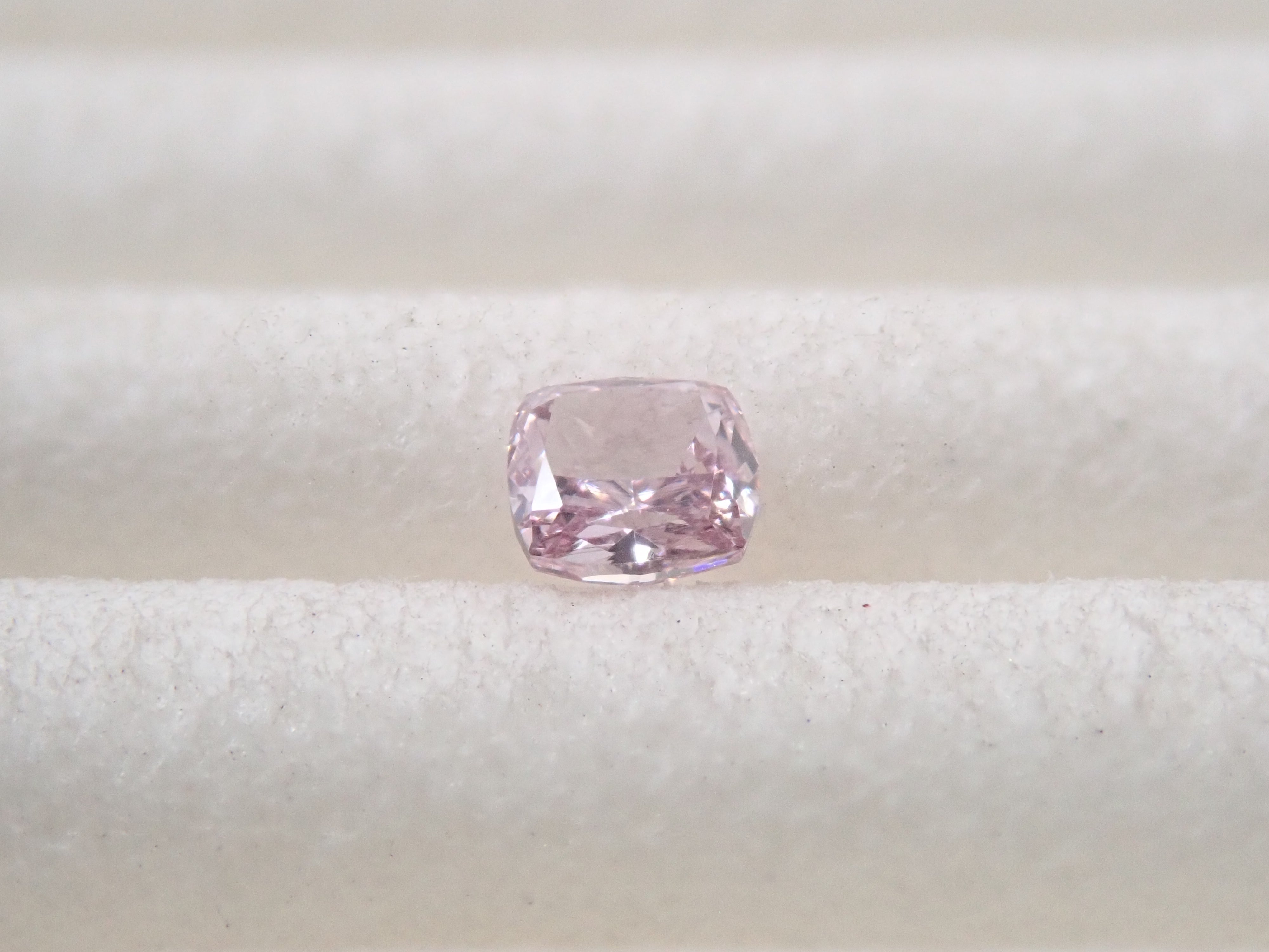 【7/18 22時販売】ピンクダイヤモンド 0.075ctルース(FANCY PURPLE PINK, SI1)