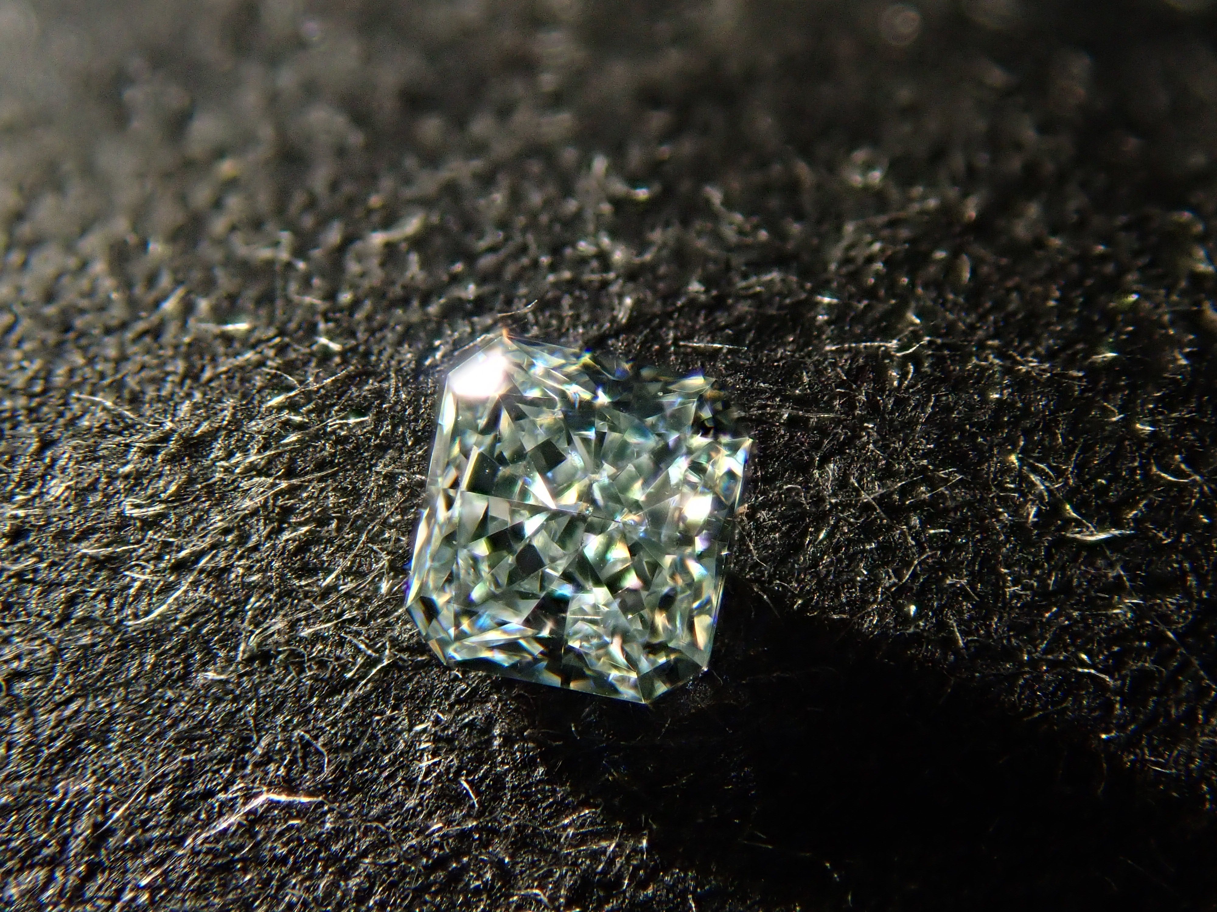[Lottery Sale 0829] Blue Diamond 0.064ct Loose Stone (FANCY LIGHT GREEN BLUE, VS-1)
