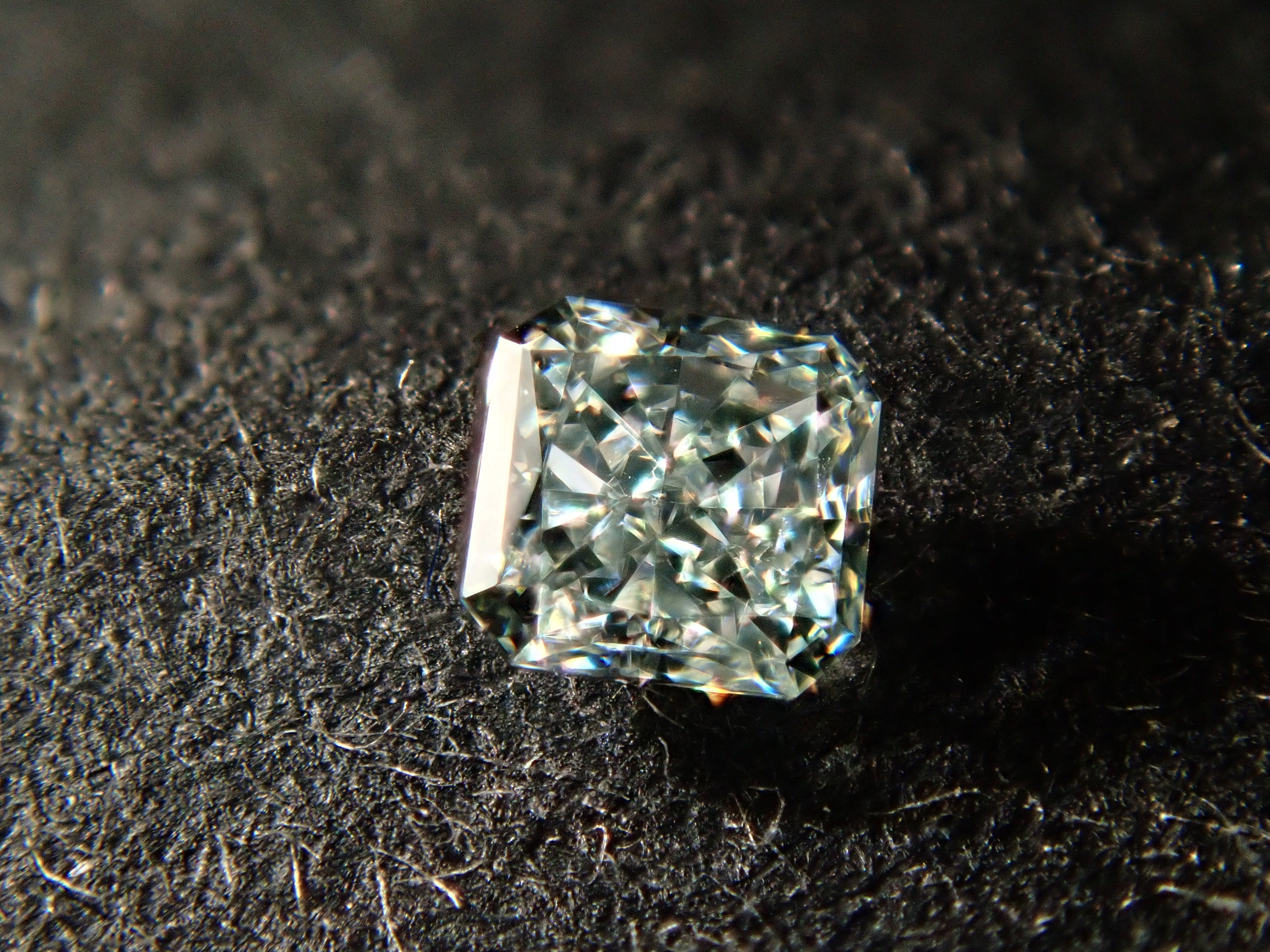 [Lottery Sale 0829] Blue Diamond 0.064ct Loose Stone (FANCY LIGHT GREEN BLUE, VS-1)