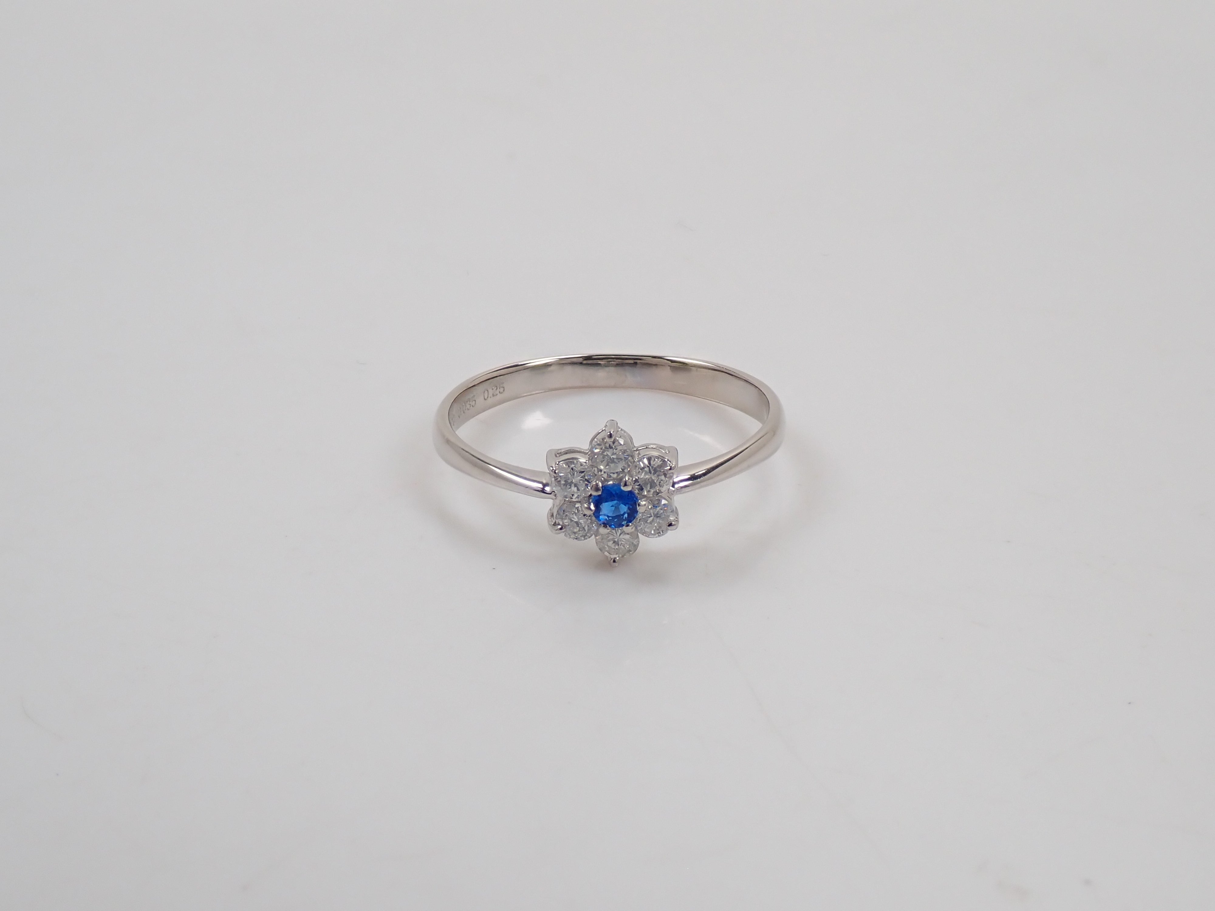 Pt900 アウイナイト 0.035ct リング