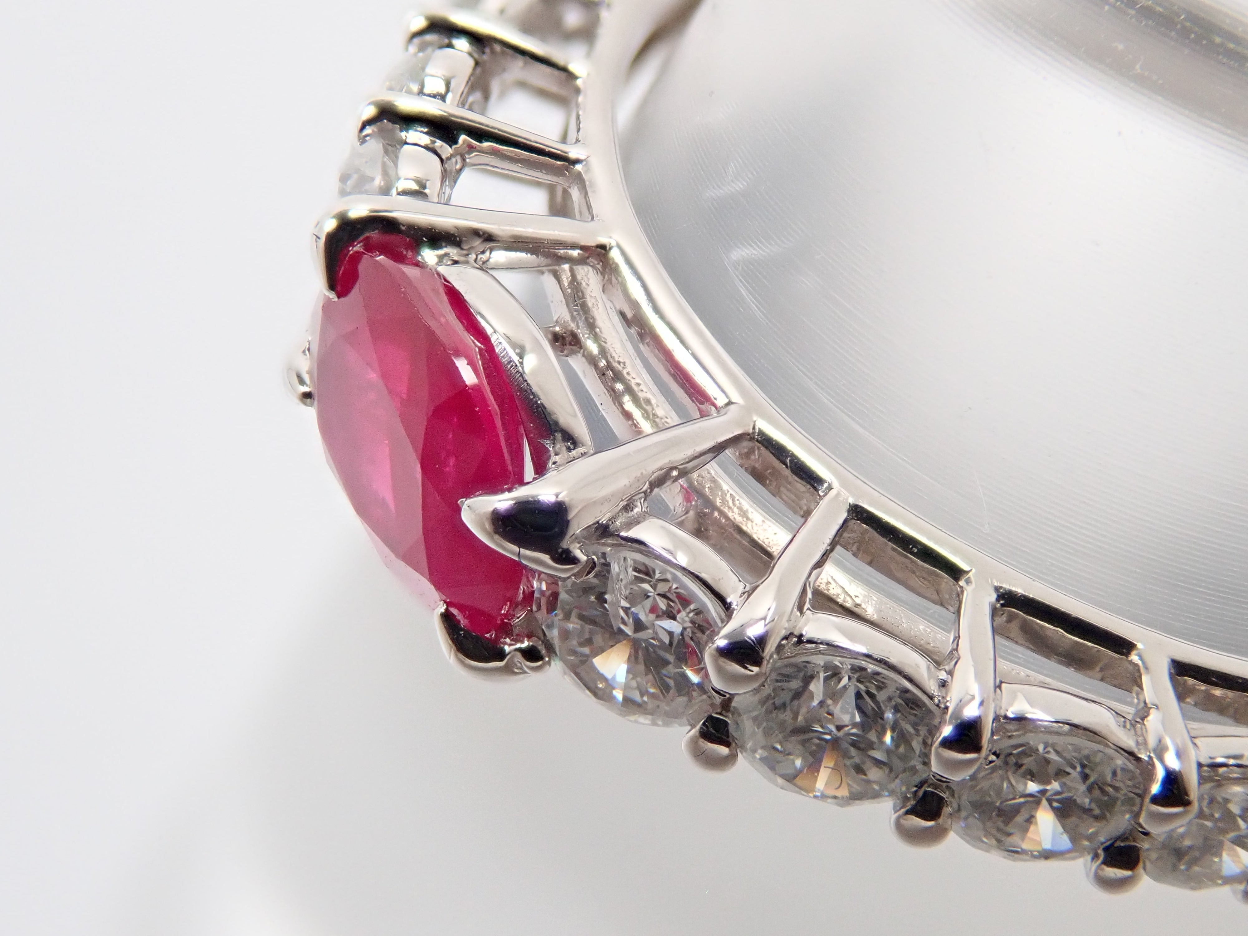 Pt900 ルビー 0.58ct リング