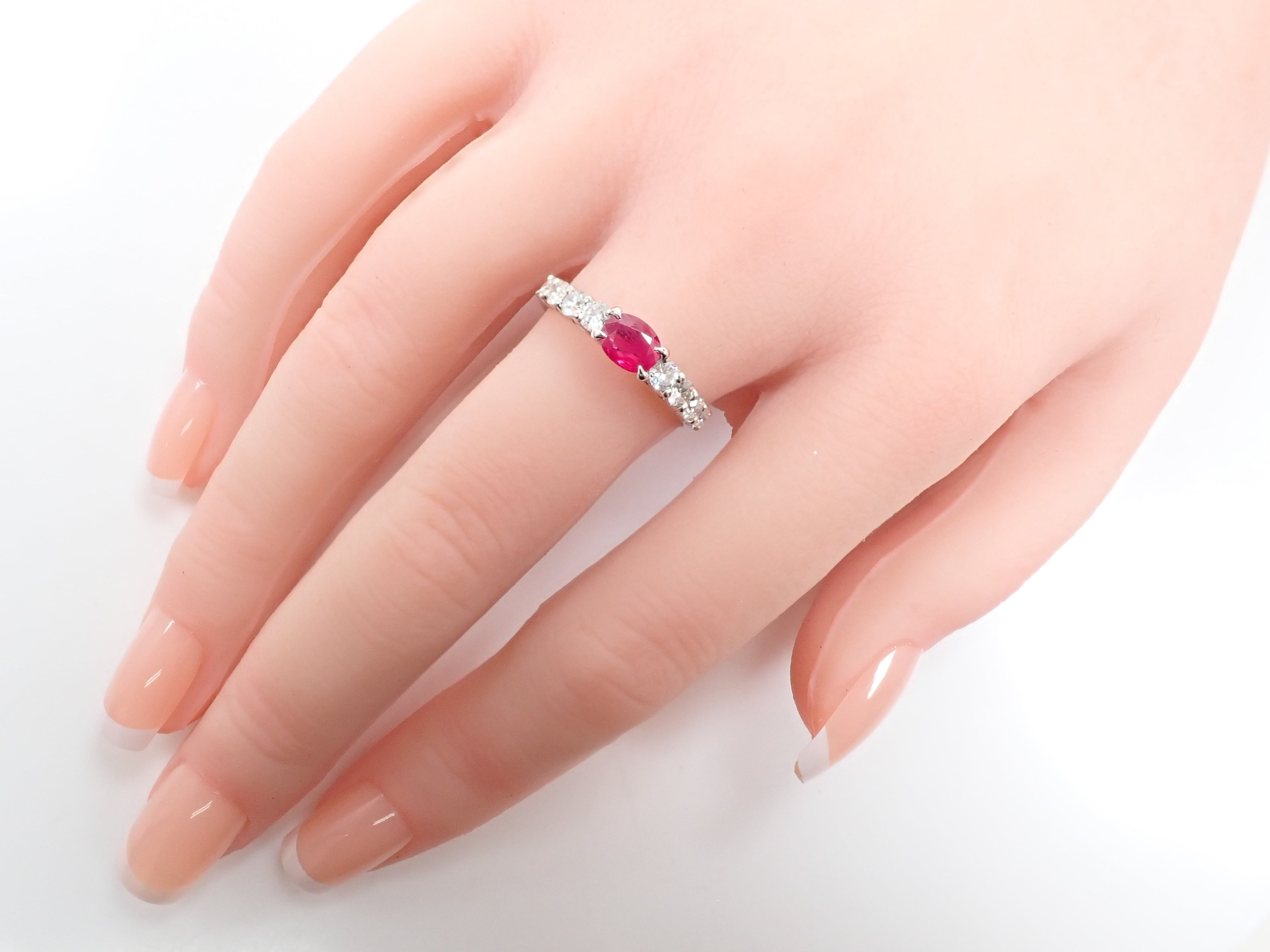Pt900 ルビー 0.58ct リング