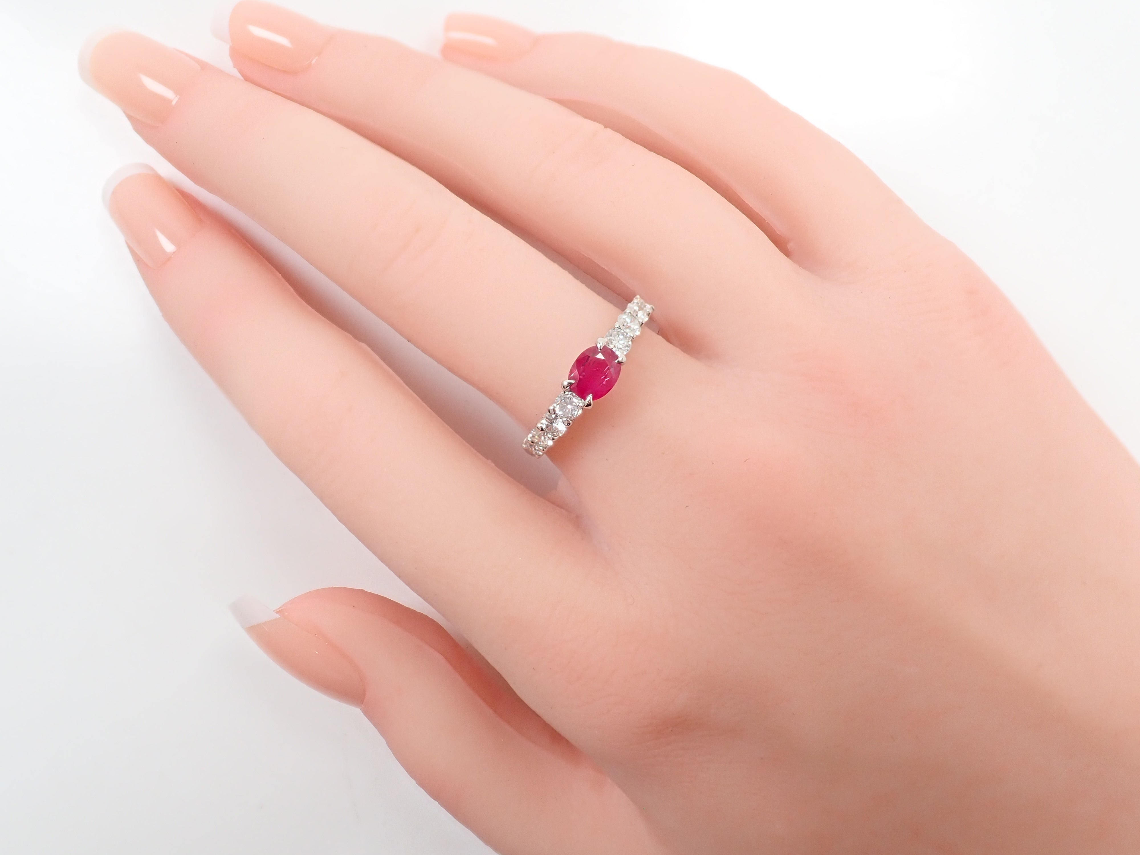 Pt900 ルビー 0.58ct リング