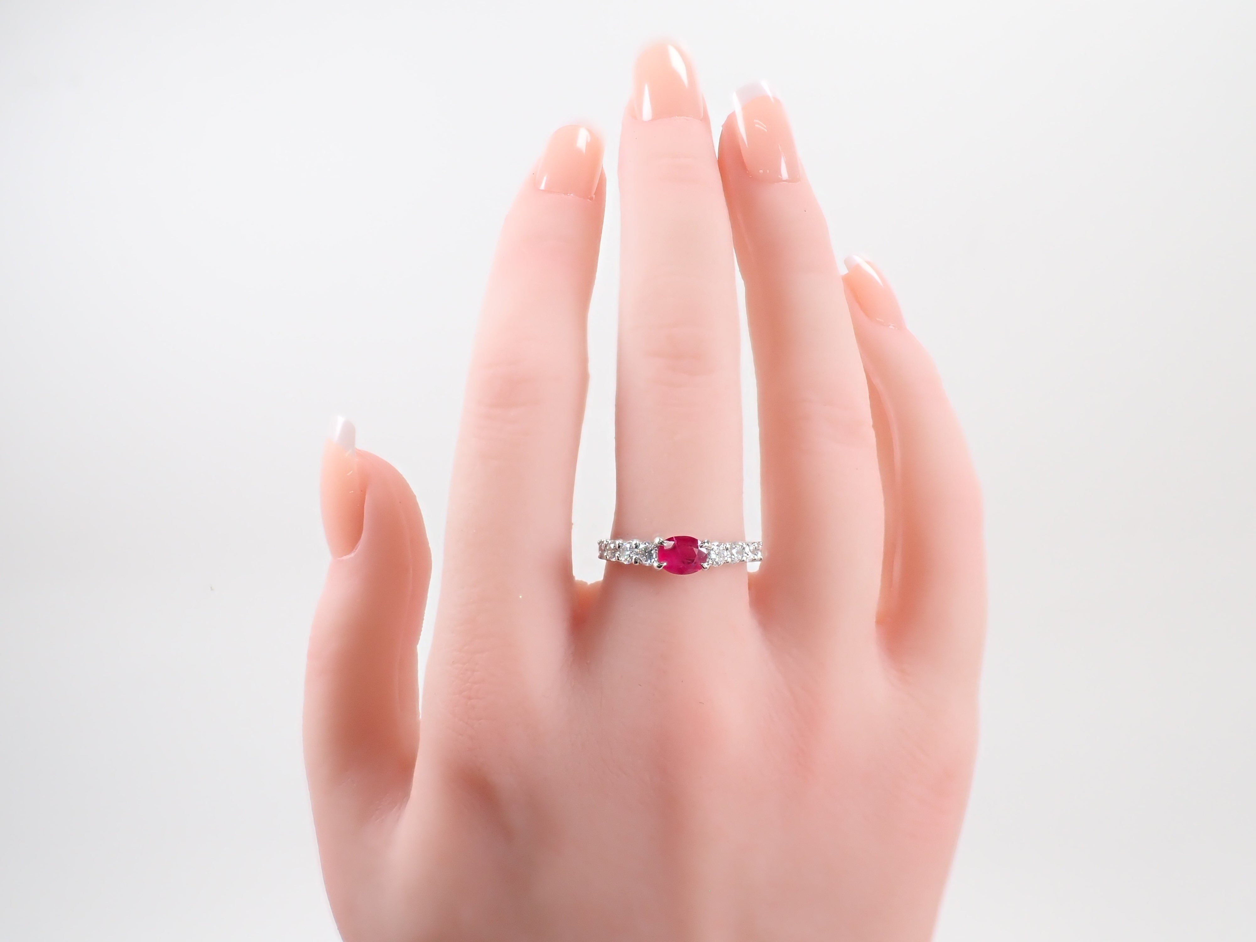 Pt900 ルビー 0.58ct リング