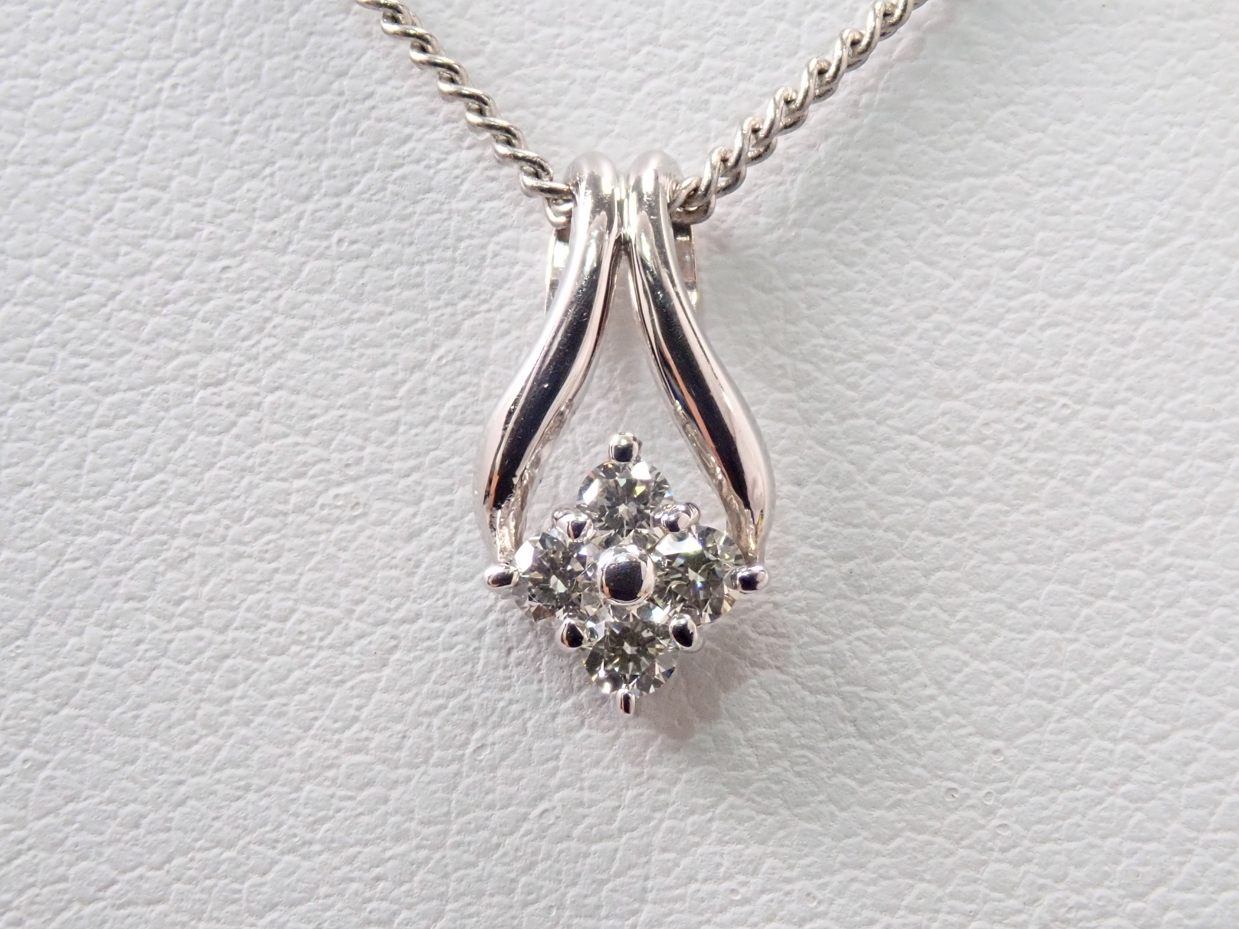 【7/20 22時販売】【カラフリ】K18 ダイヤモンド 0.15ct ペンダントトップ（ネックレストップ）