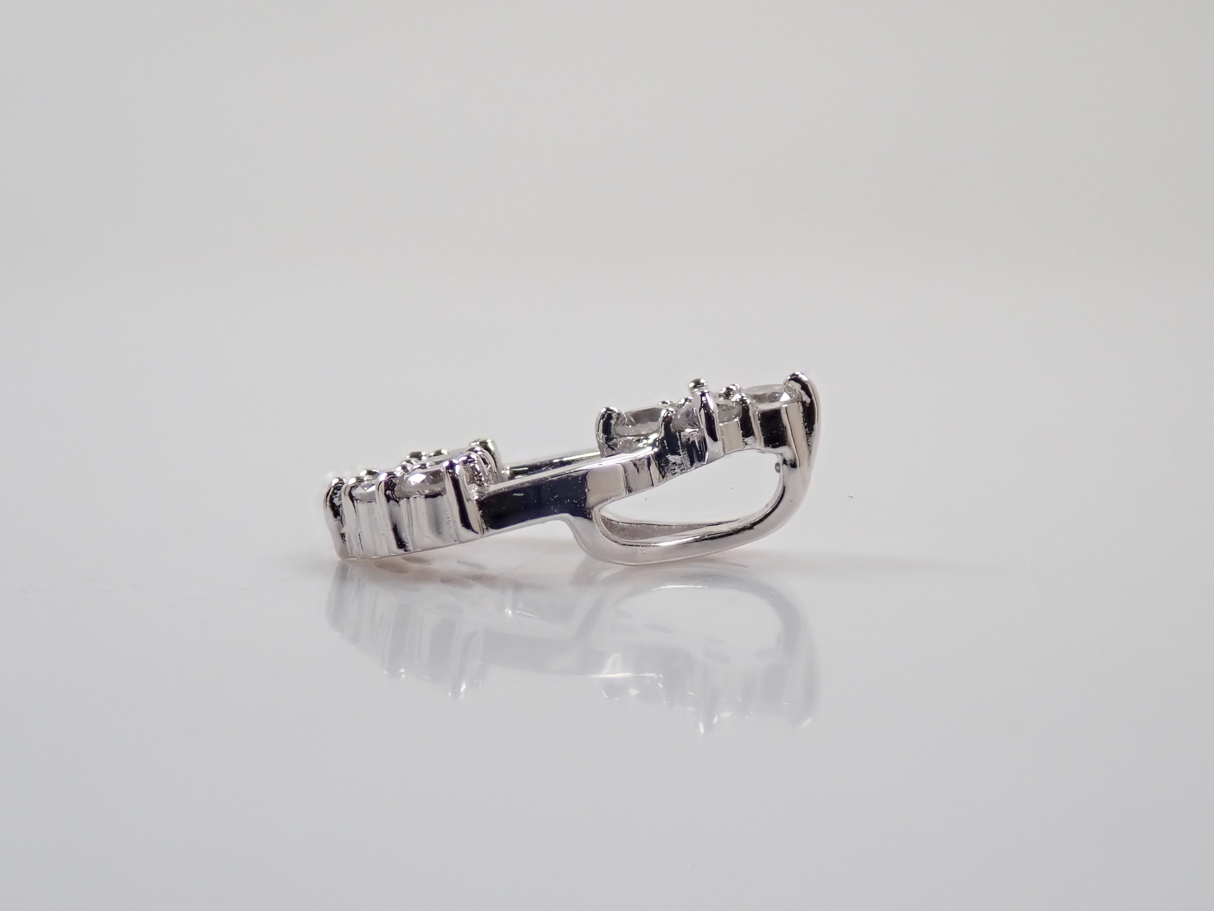 【7/20 22時販売】【カラフリ】K18WG ダイヤモンド 0.2ct ペンダントトップ（ネックレストップ）