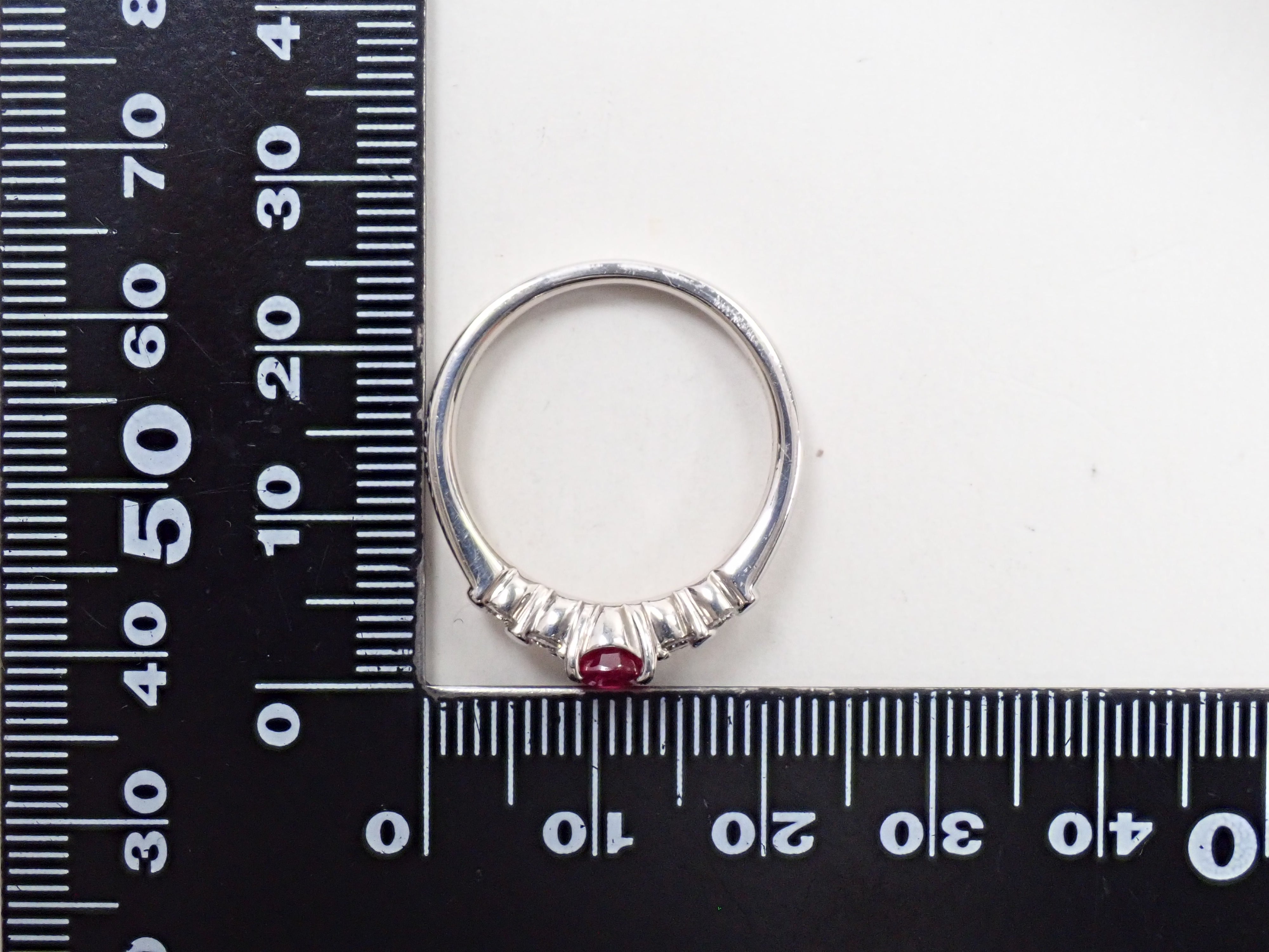 Pt900 ビルマ産ルビー 1.07ct リング