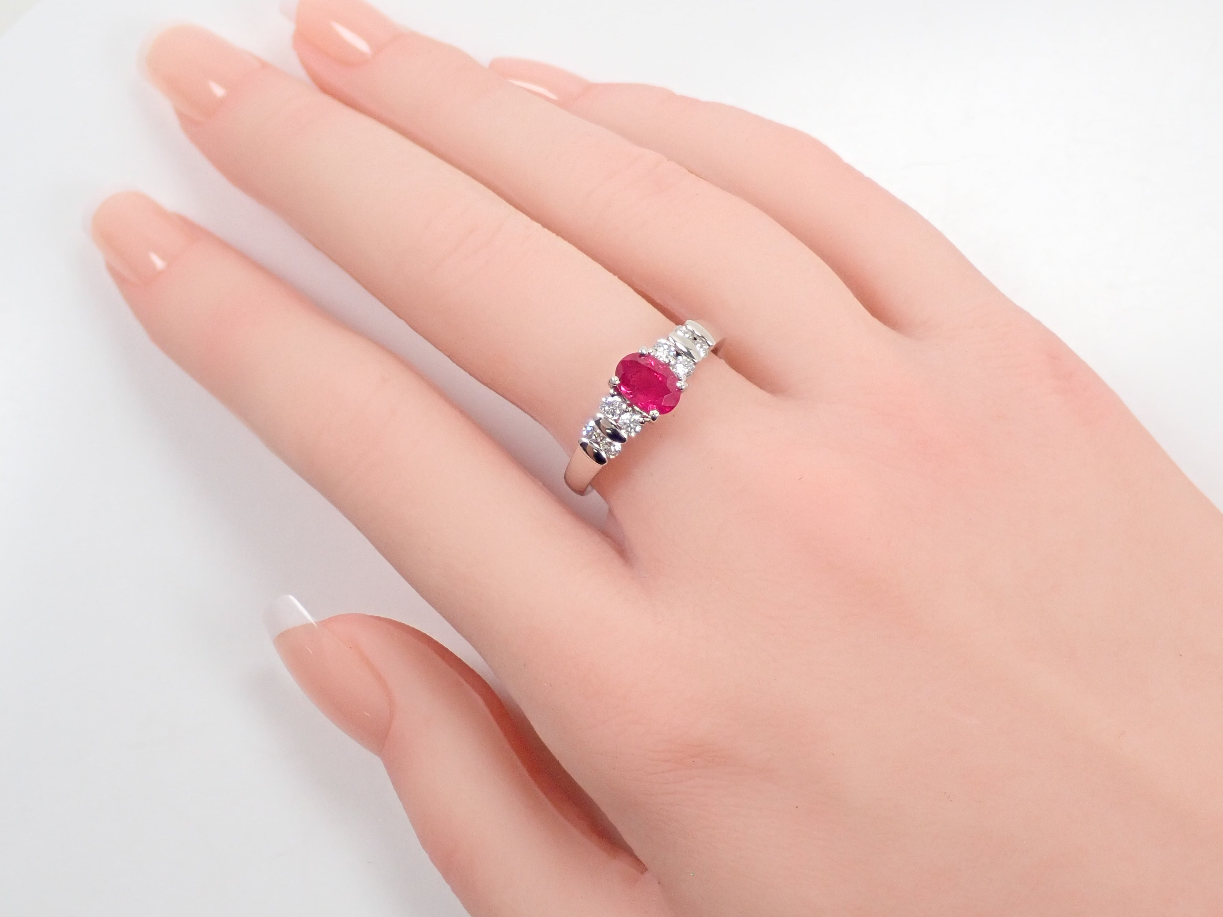 Pt900 ビルマ産ルビー 1.07ct リング