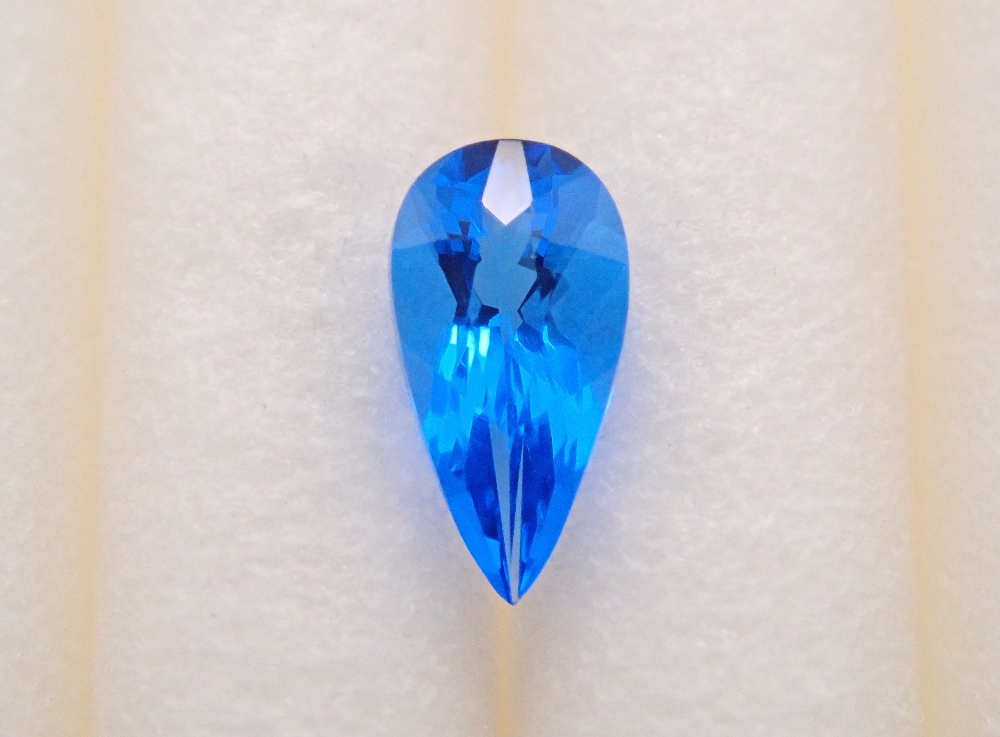Blue/blue gemstones - Mail order | Managed by gemstone appraiser