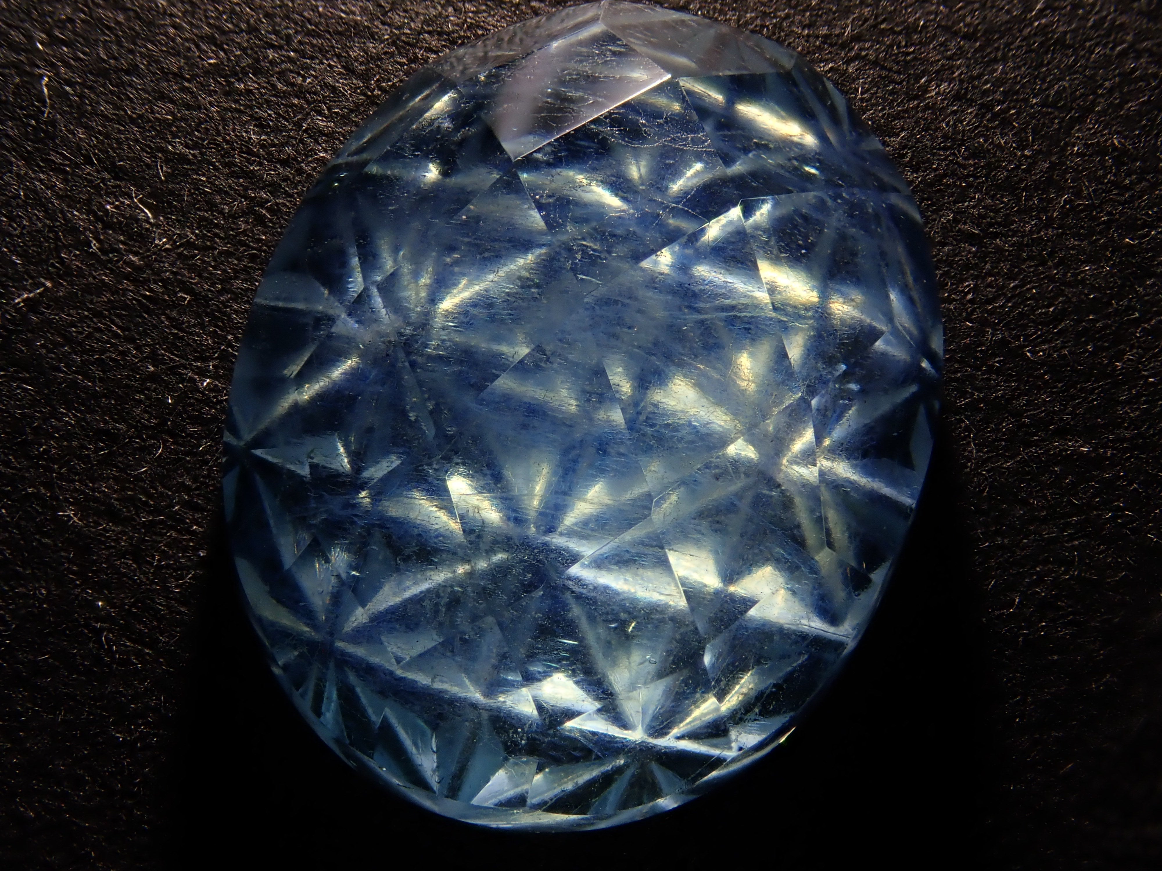 【1/3 22時販売】《限定13石》ベリルガチャ（甲州貴石切子のアクアマリン・ボルテックスカット含む）1石ルース《複数購入割引有》