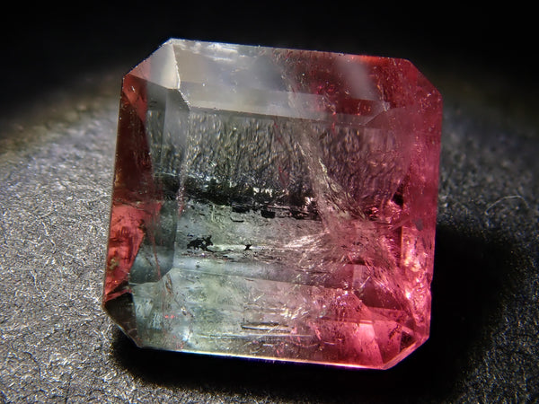 即購入可能　カラマリ 10/22 22時販売】ブラジル産バイカラートルマリン 1.148ctルース