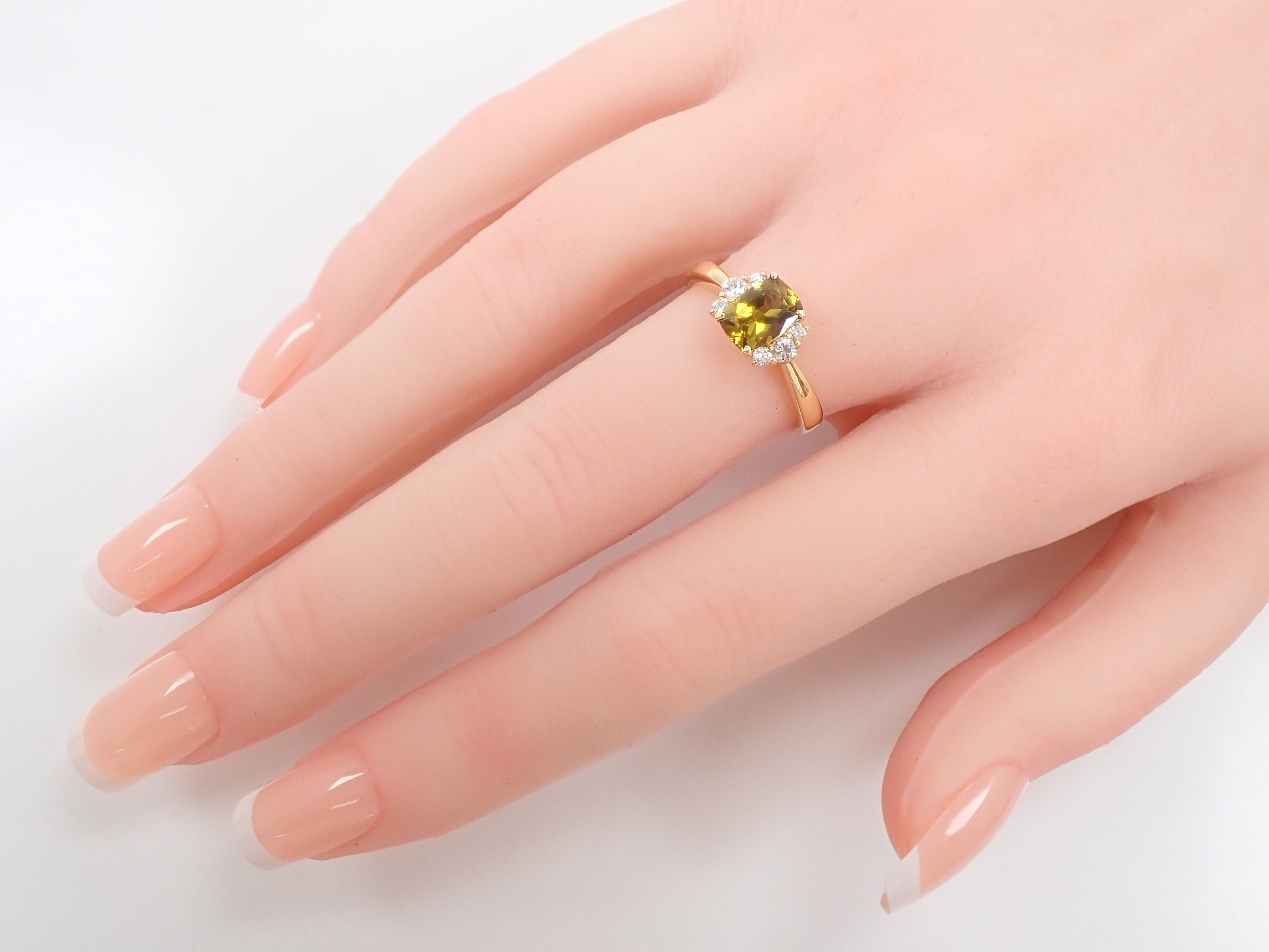 【抽選販売0731_13】【カラフリ】K18YG アイドクレース 0.908ct リング 鑑別書　