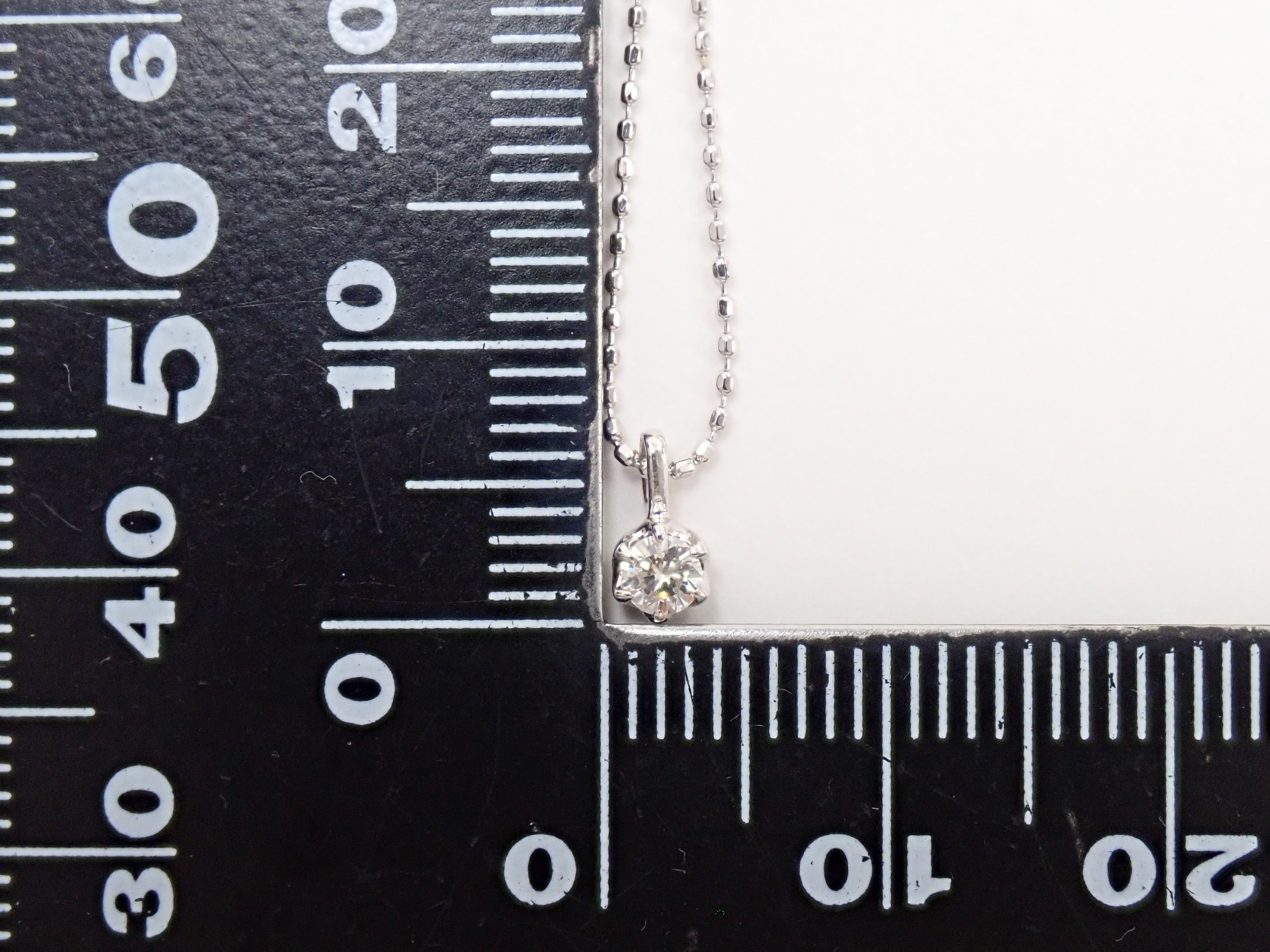 fluke@ペンダント Pt900 ダイヤモンド合計0.50ct Pt900/K18WG ダイヤモンド0.50ct ・ダイヤモンド0.07ctペンダント