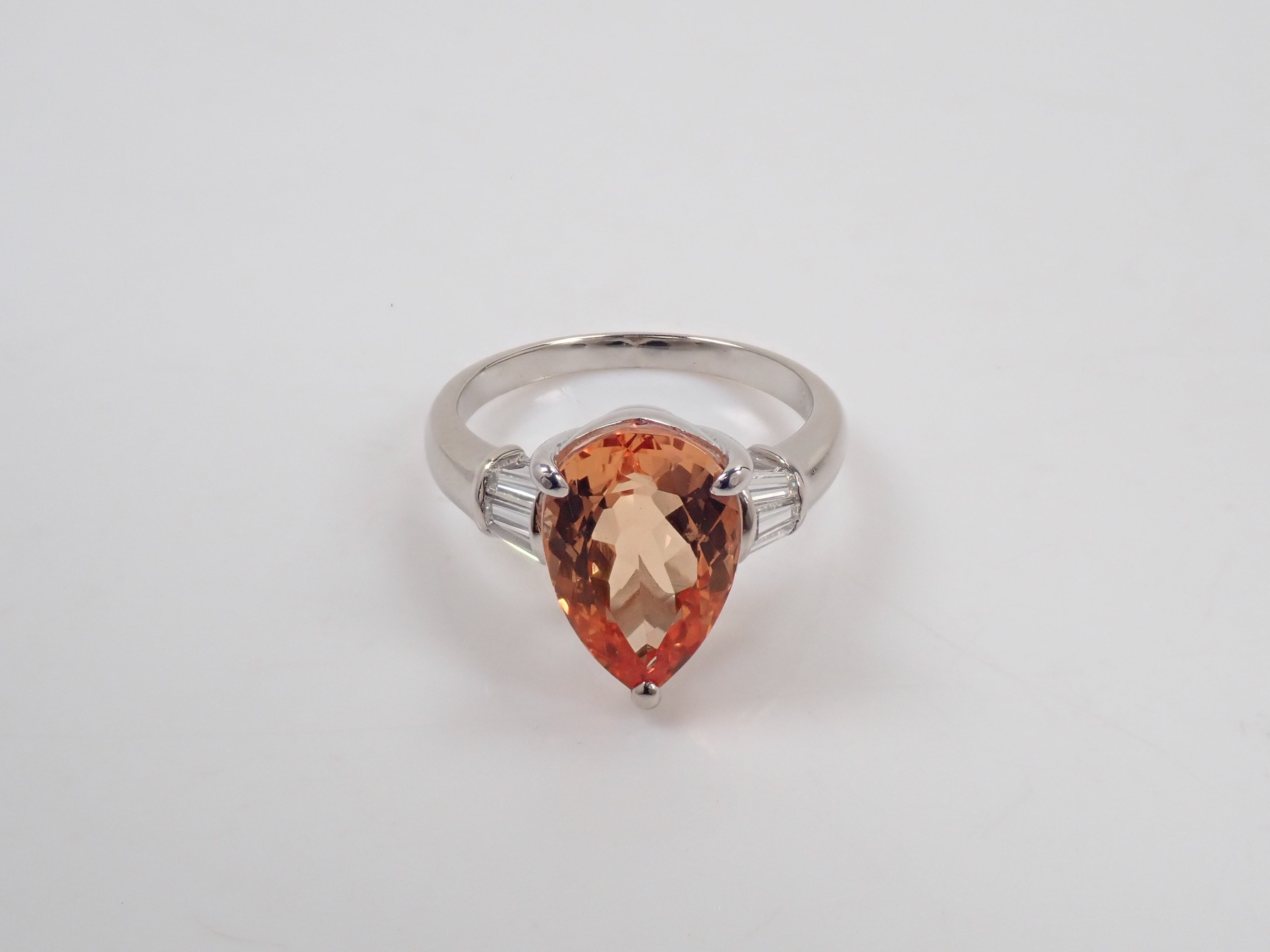 Pt900 インペリアルトパーズ 3.88ct・ダイヤモンド0.26ct リング 鑑別書