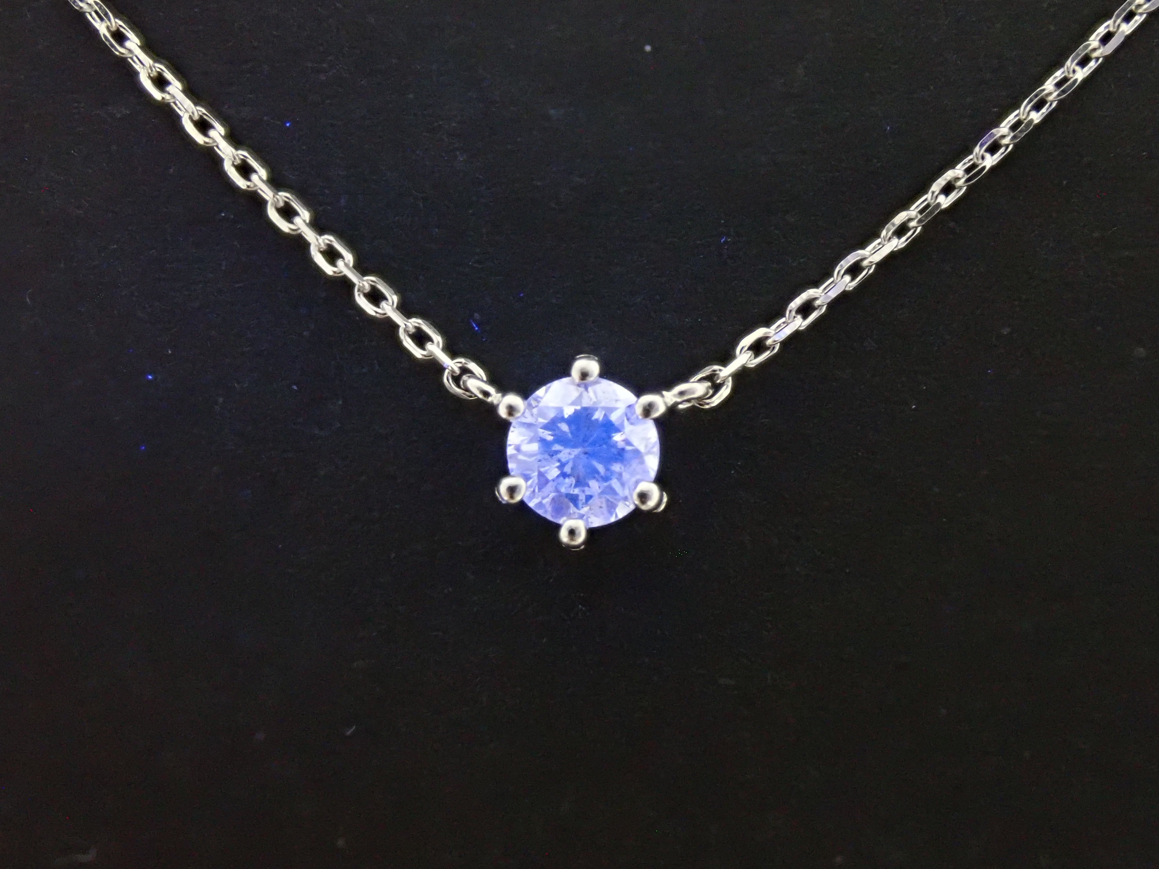 【7/26 22時販売】【カラフリ】Pt900/Pt850 ダイヤモンド 4.0mm/0.29ct 一粒ペンダント（ネックレス）