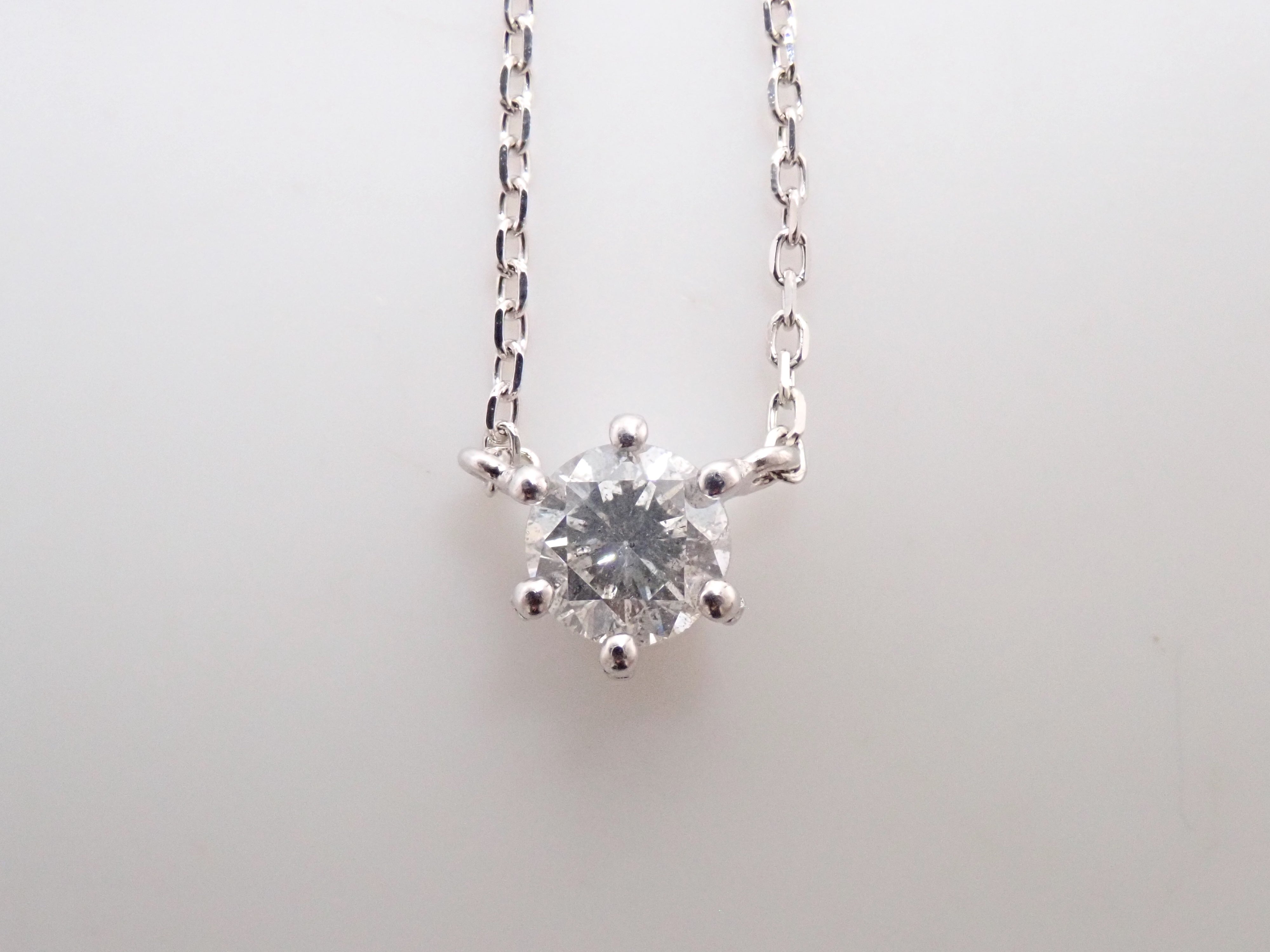 Pt900/Pt850 ダイヤモンド 4.0mm/0.29ct 一粒ペンダント（ネックレス）