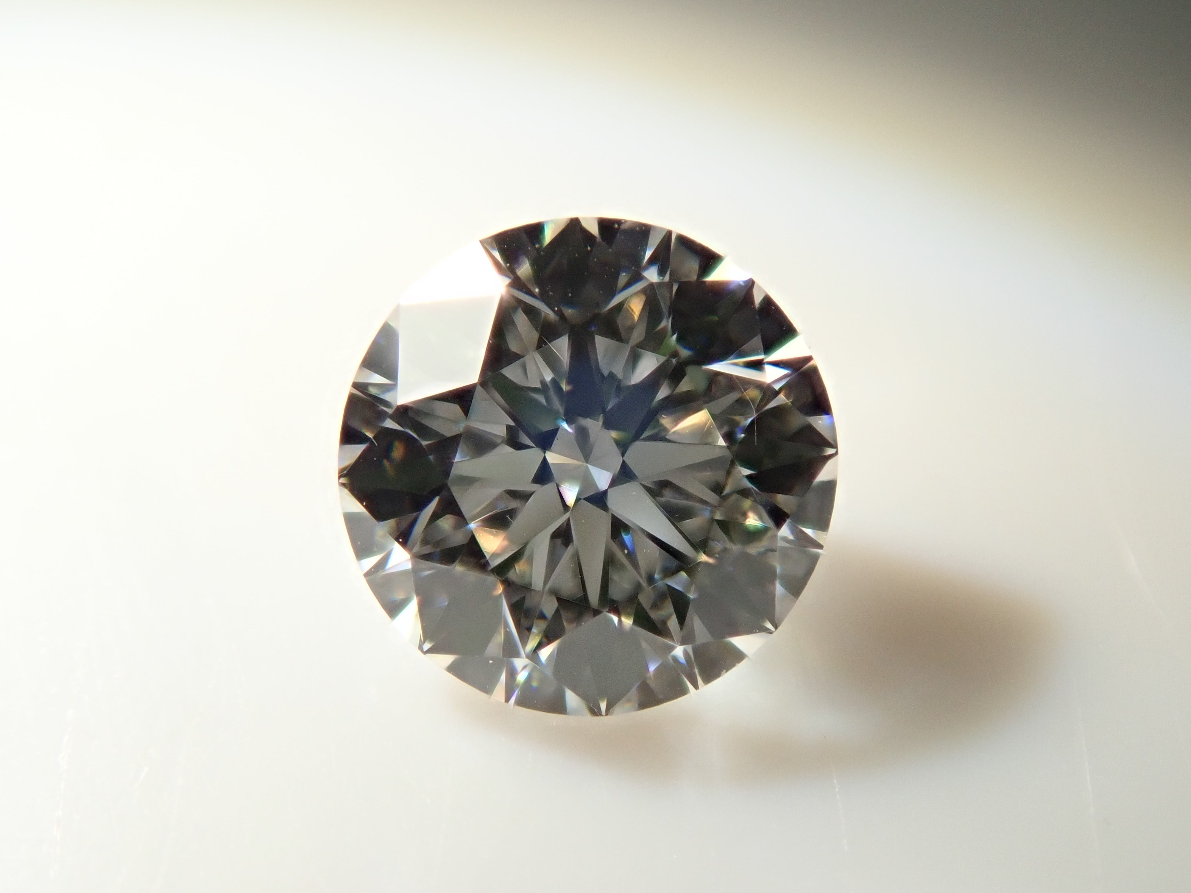 【7/26 22時販売】ダイヤモンド（ハート＆キューピッド）3.0mm/0.226ctルース(G, VVS-1, 3Excellent H&C)