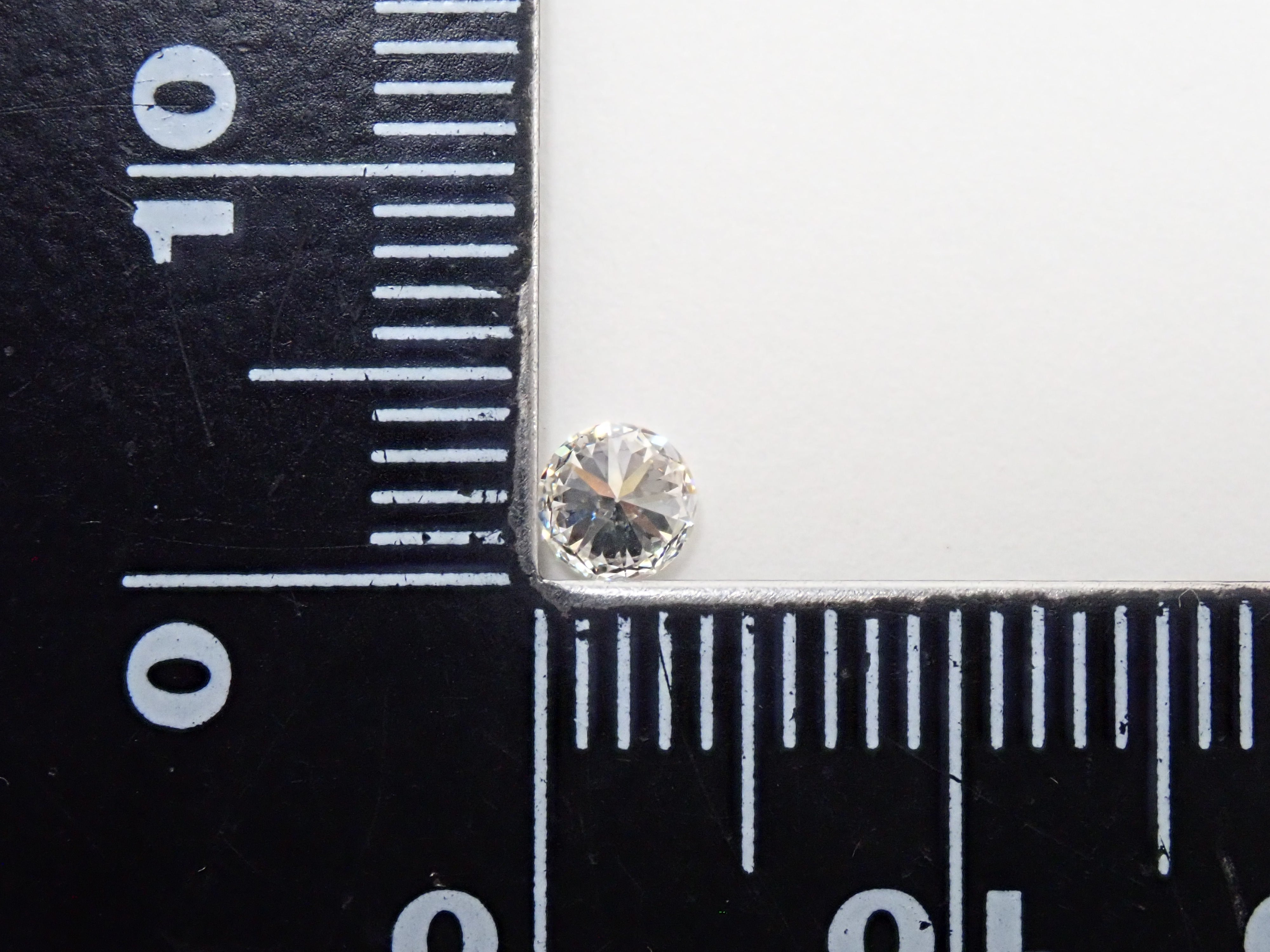【7/26 22時販売】ダイヤモンド（ハート＆キューピッド）3.0mm/0.226ctルース(G, VVS-1, 3Excellent H&C)