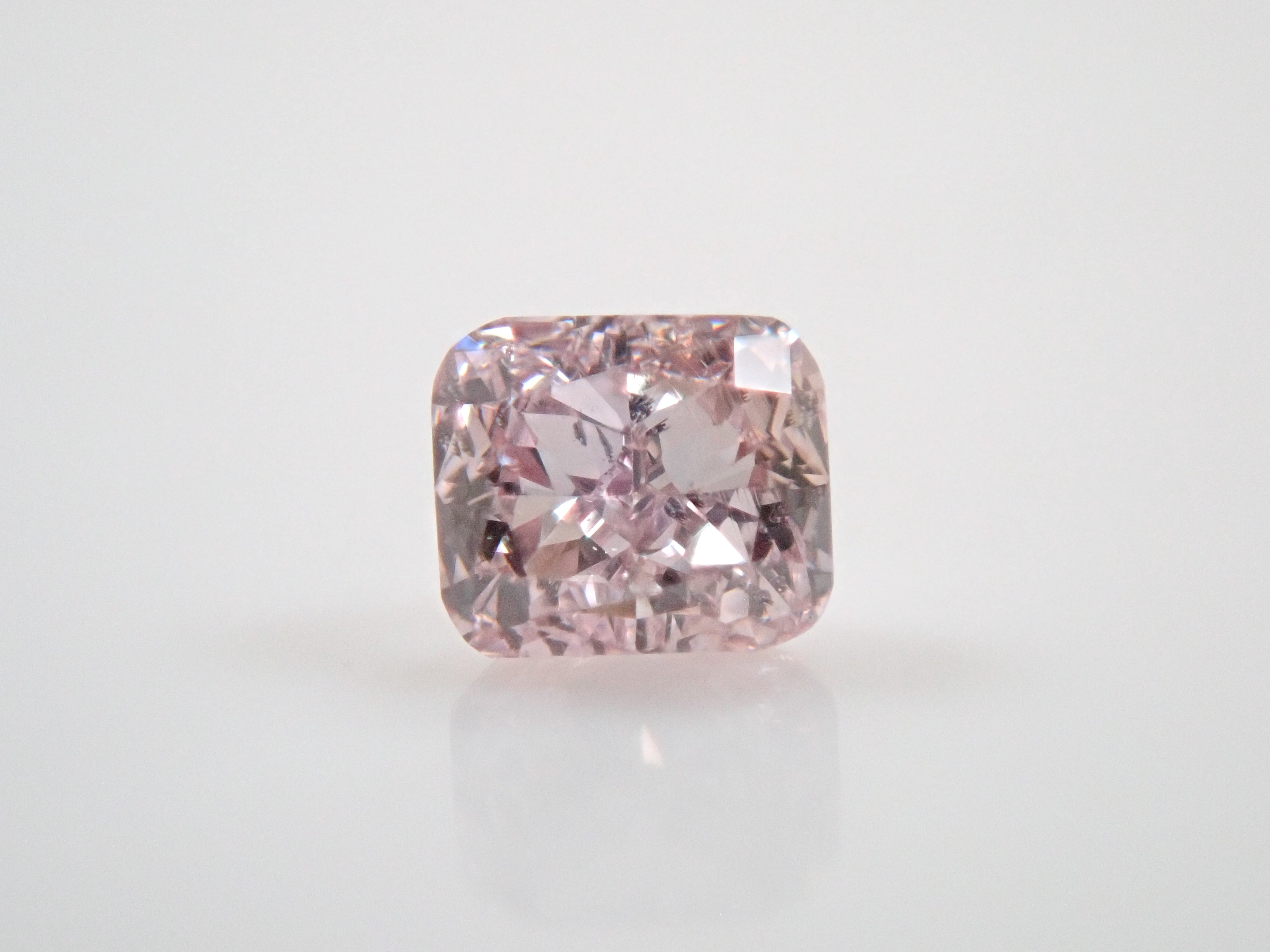 ピンクダイヤ　パープルダイヤ ピンクダイヤモンド 0.073ctルース(FANCY LIGHT PURPLE PINK, SI2)
