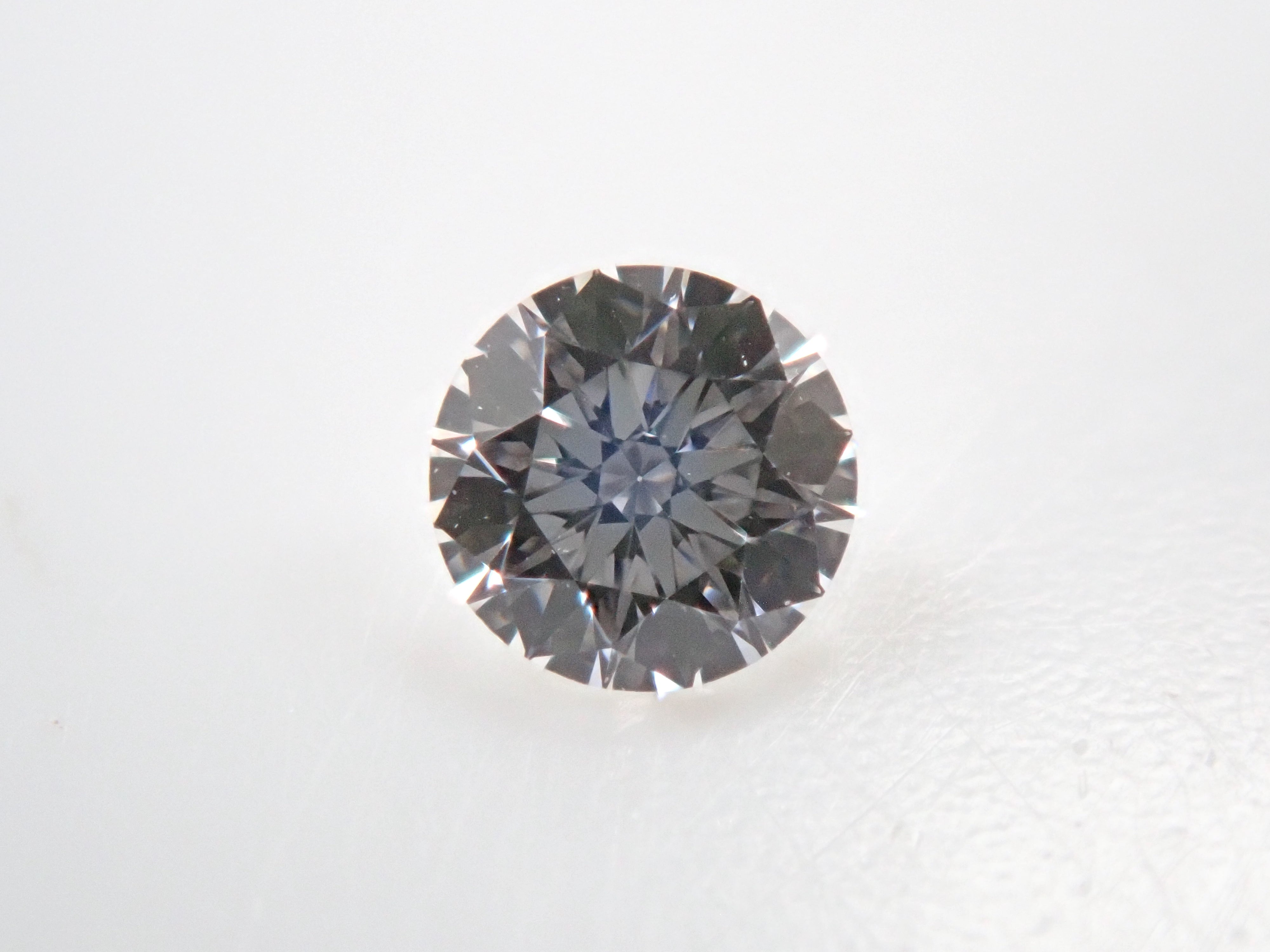 【7/26 22時販売】ダイヤモンド 3.0mm/0.105ctルース(F, VVS2, VeryGood)