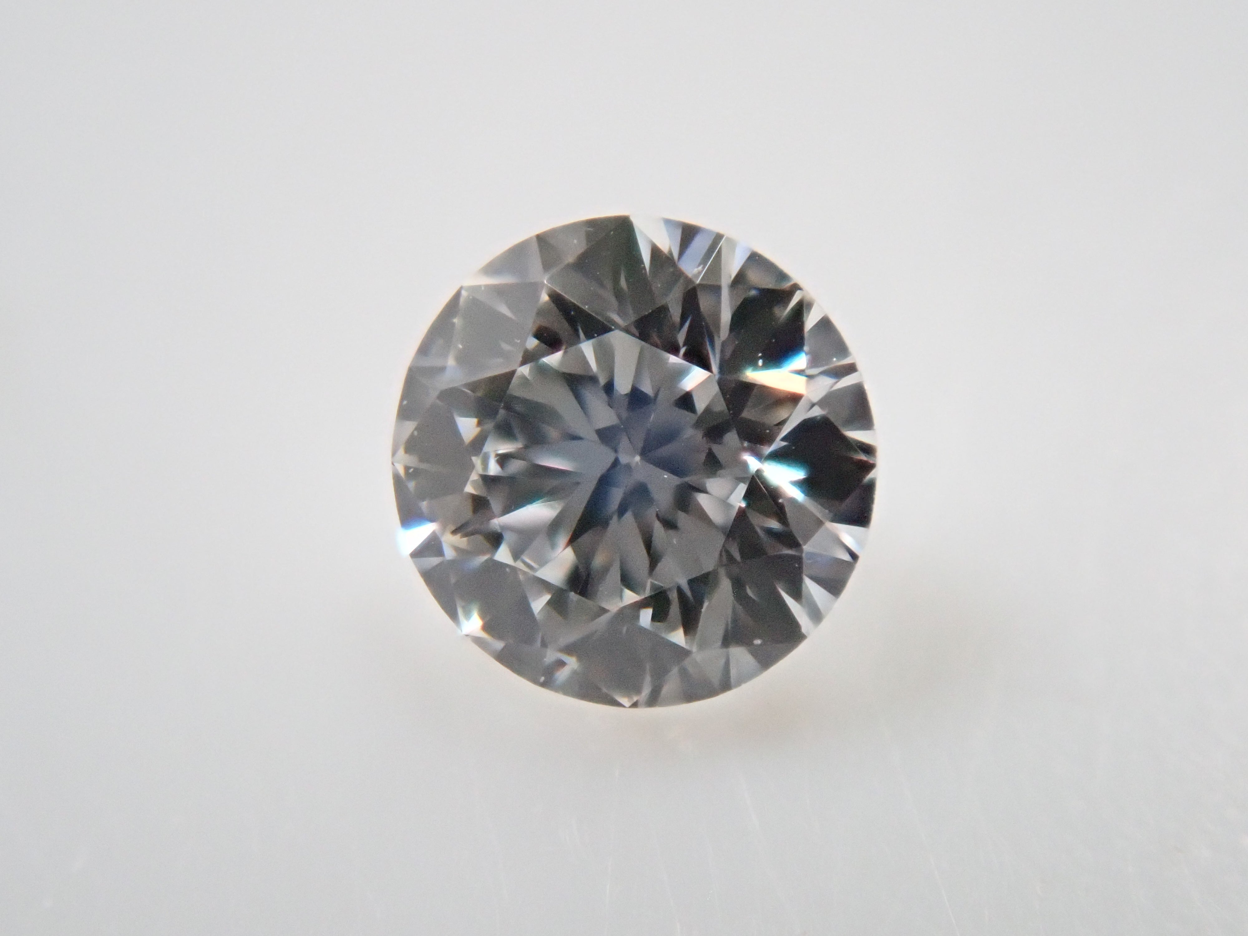 【7/26 22時販売】ダイヤモンド 3.0mm/0.105ctルース(F, VVS2, VeryGood)