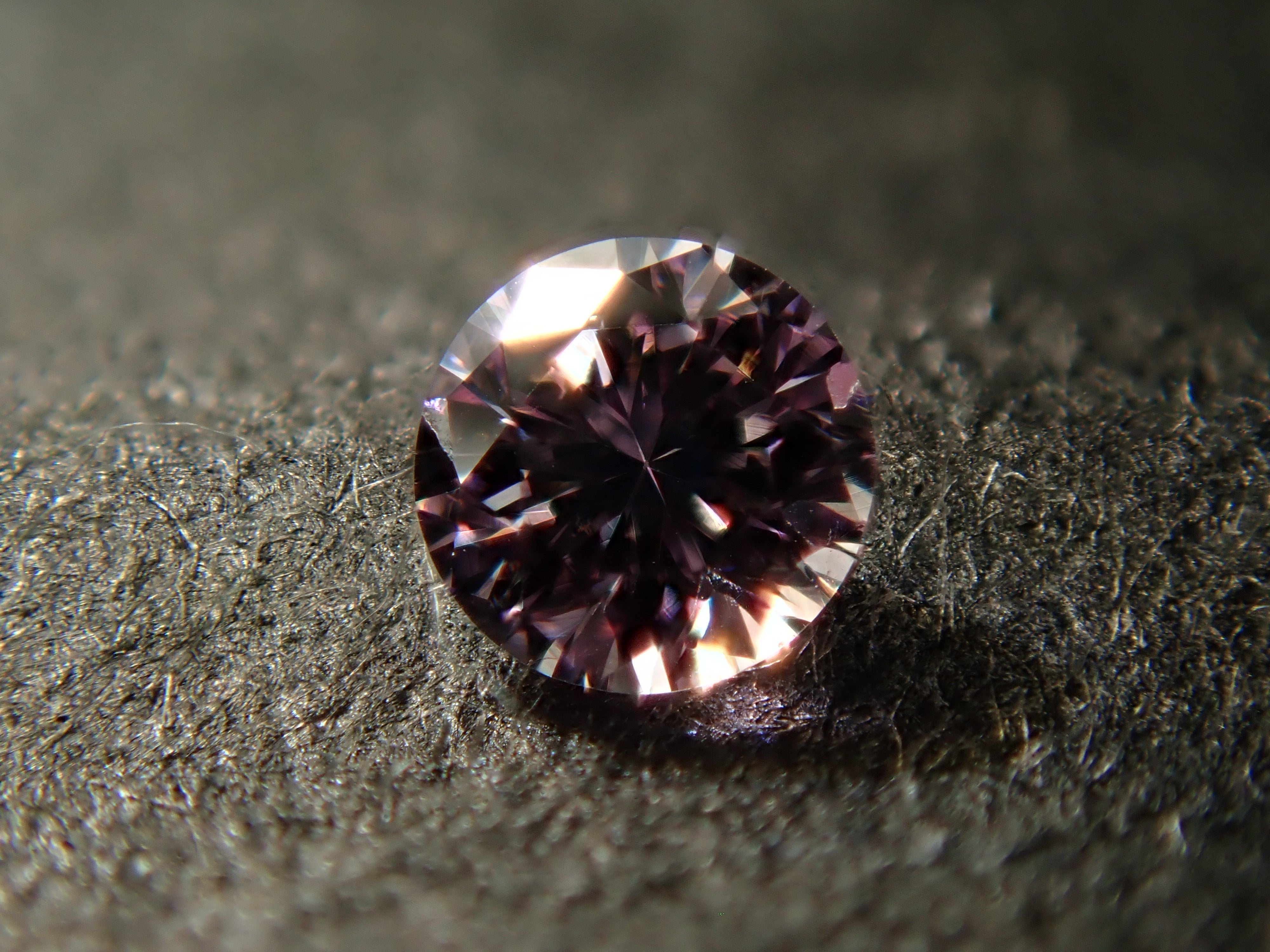 【7/26 22時販売】ピンクダイヤモンド 2.2mm/0.044ctルース(FANCY LIGHT PURPLE PINK, SI1)
