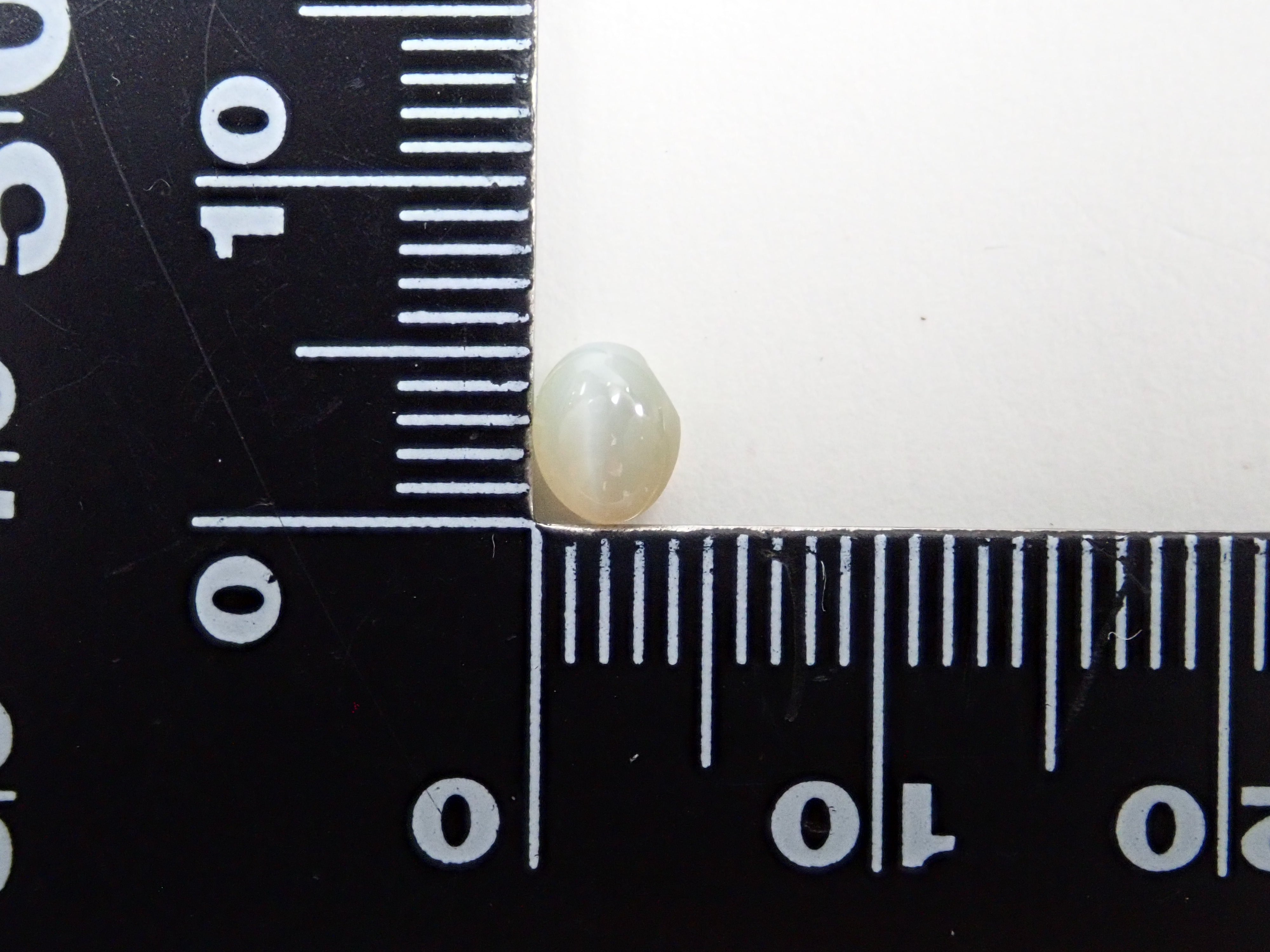 【12544772掲載】クリソベリルキャッツアイ 0.724ctルース