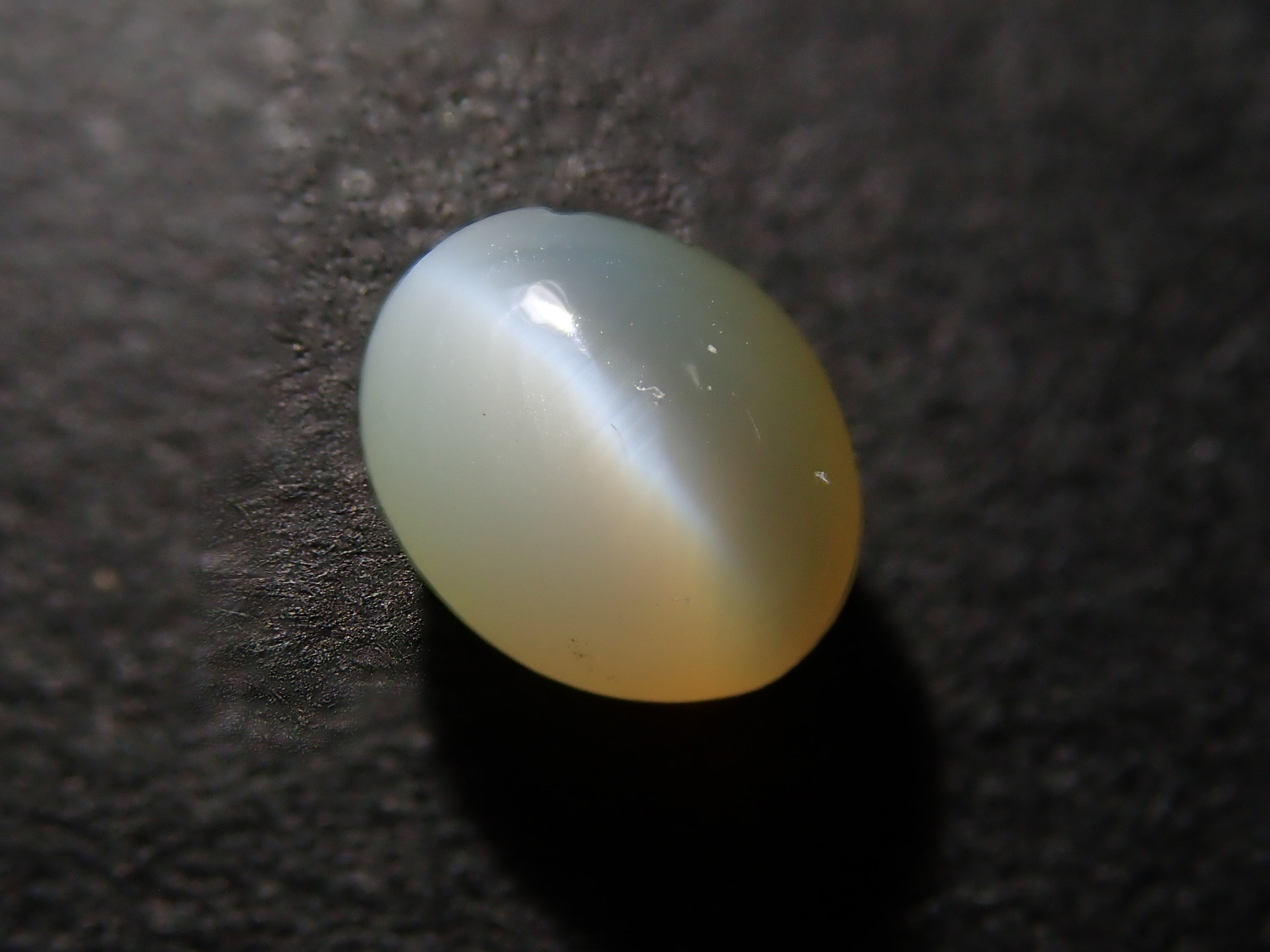 【12544772掲載】クリソベリルキャッツアイ 0.724ctルース