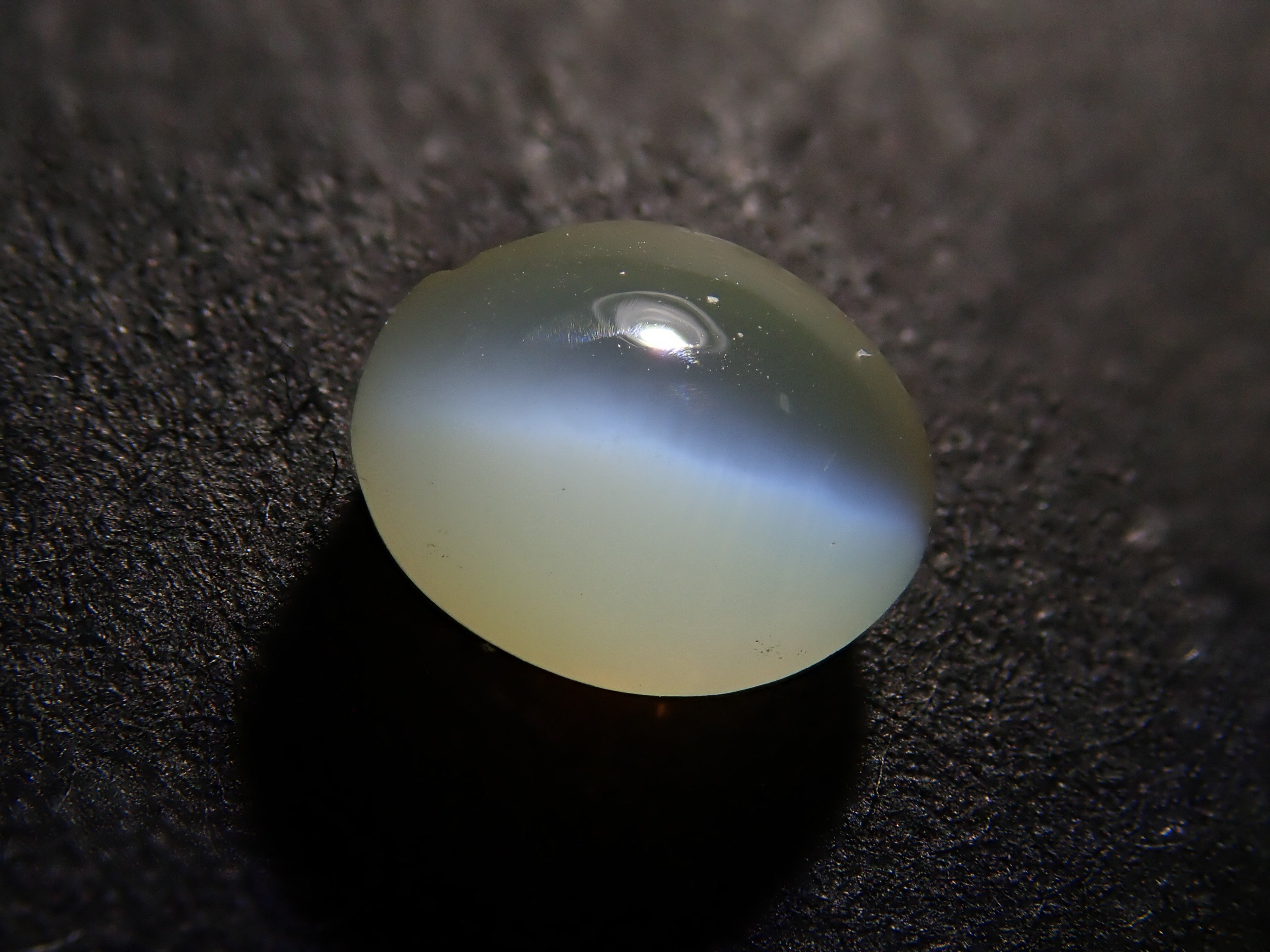 【12544772掲載】クリソベリルキャッツアイ 0.724ctルース