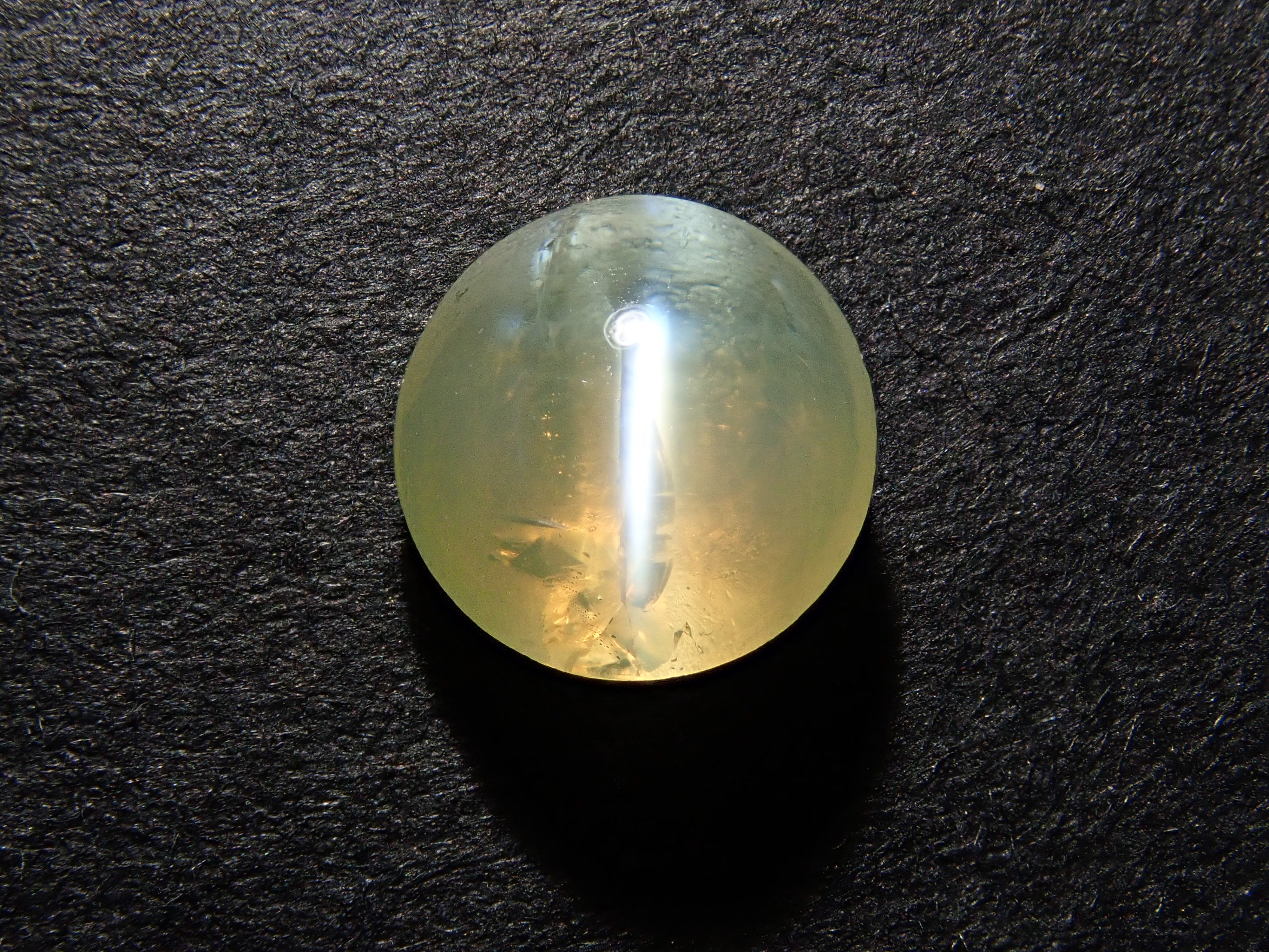 【12544777掲載】クリソベリルキャッツアイ 1.342ctルース